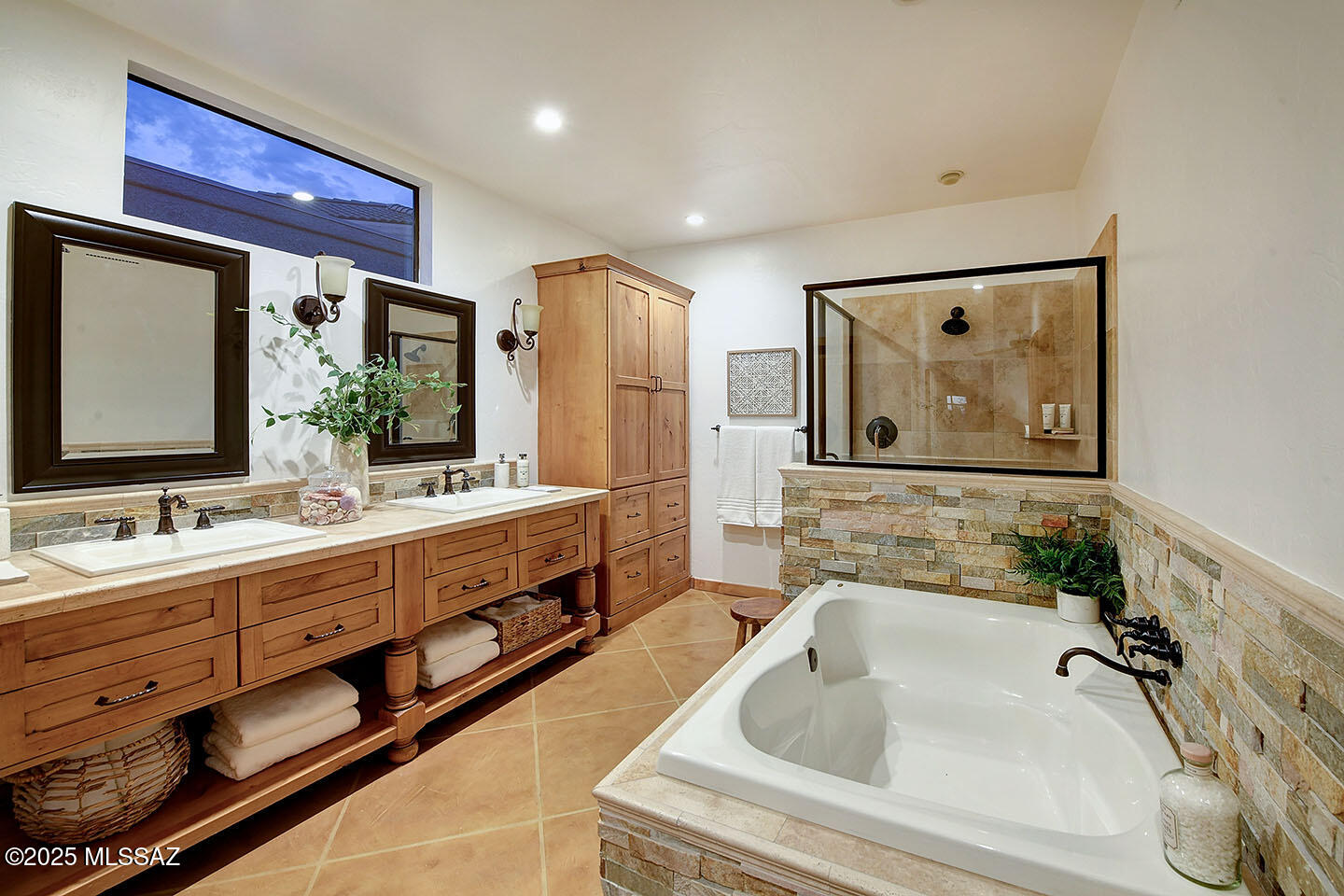 10265 N Carristo Drive