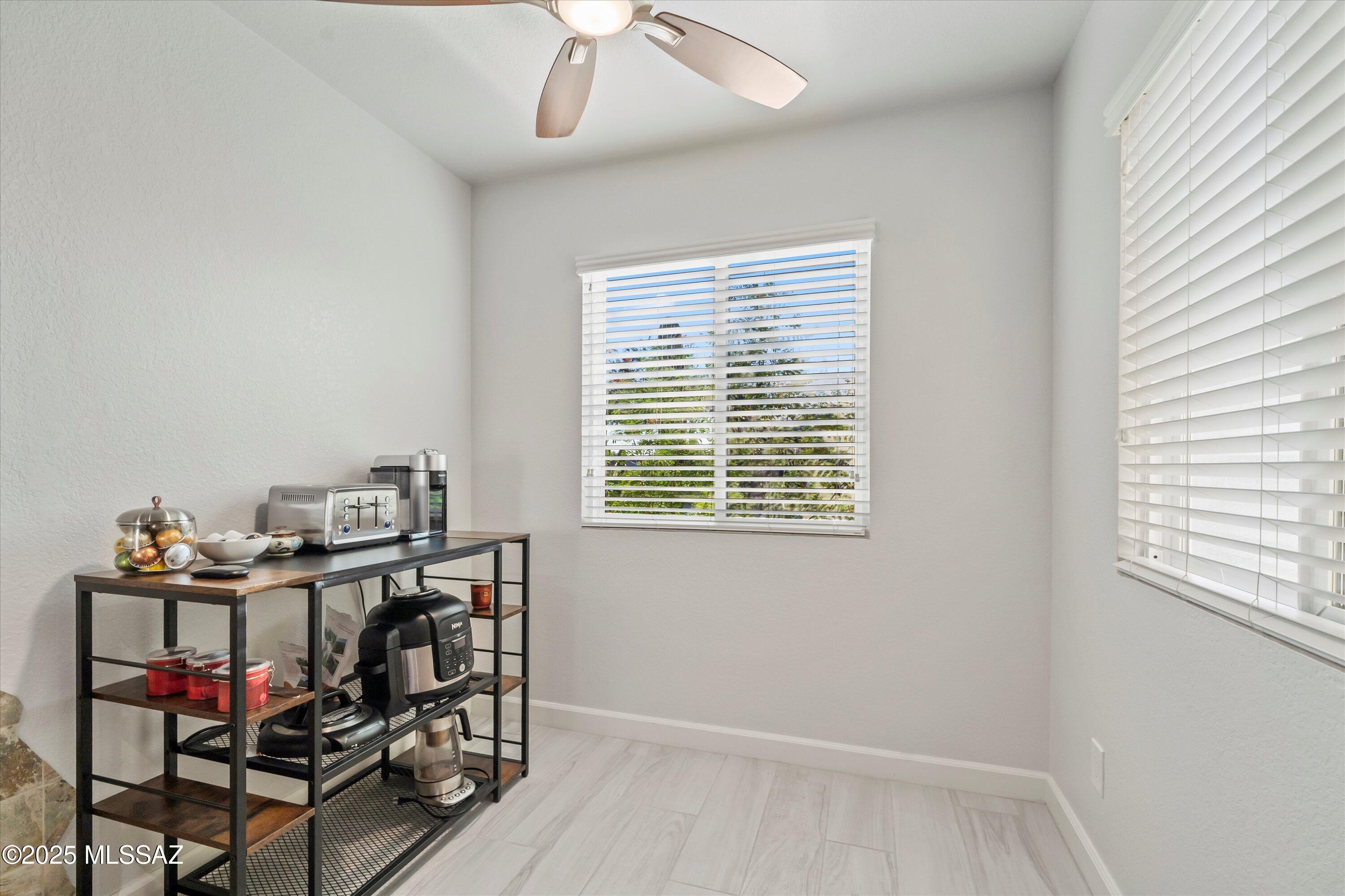8680 N Sunnyvale Drive