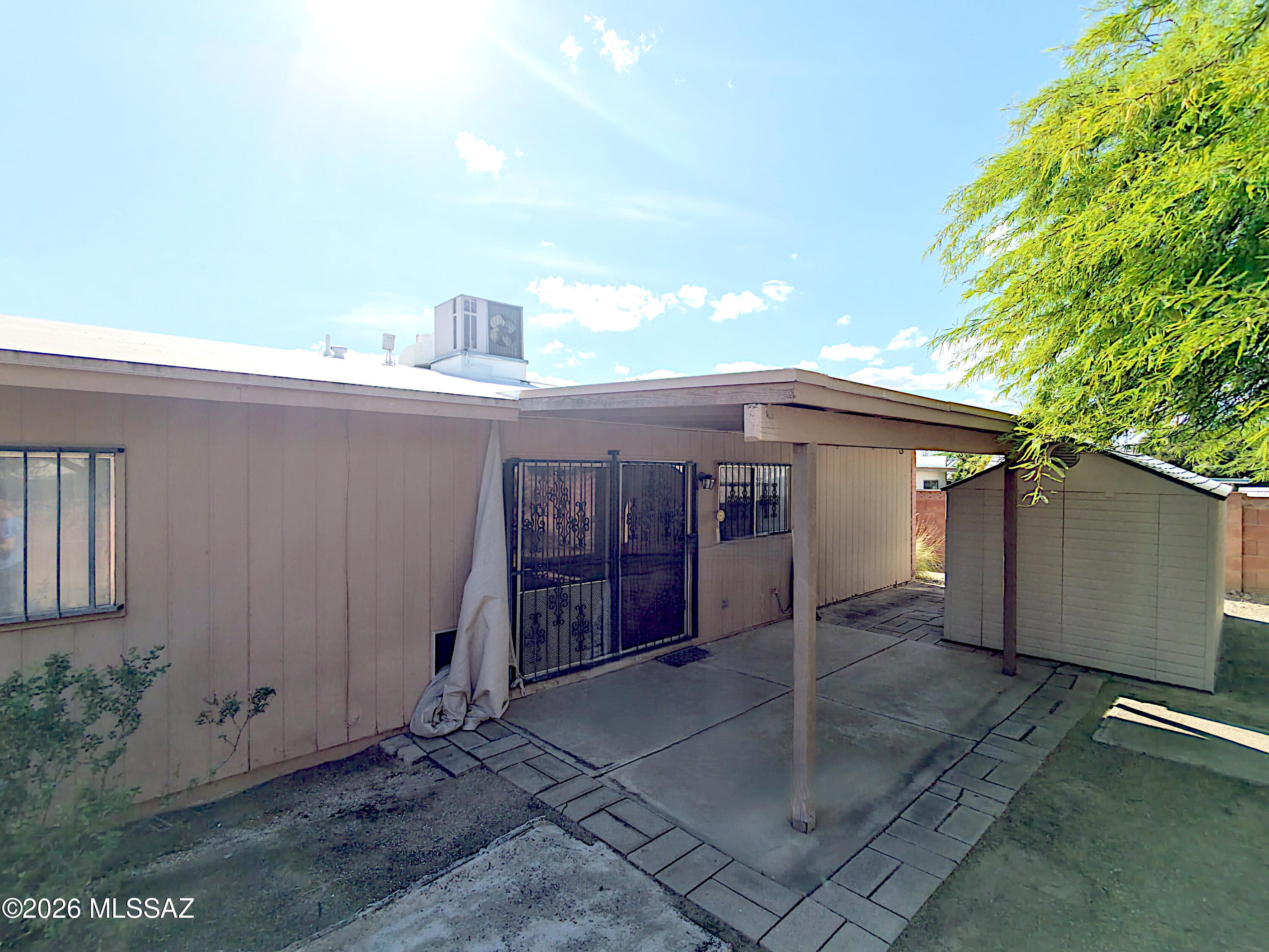 3635 S Santee Avenue