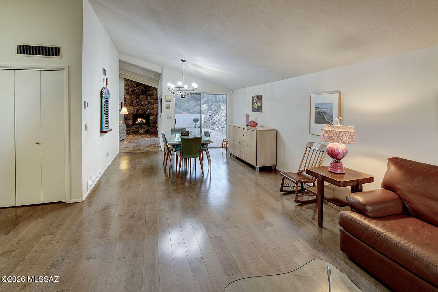 5521 N Paseo Ventoso