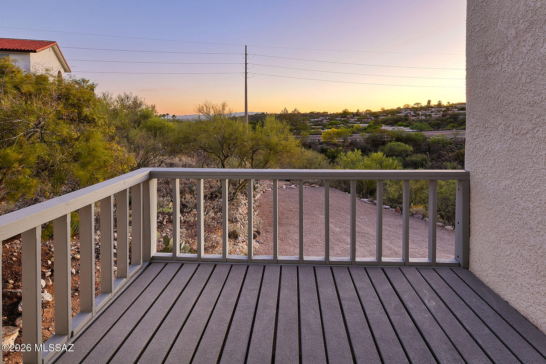 5521 N Paseo Ventoso
