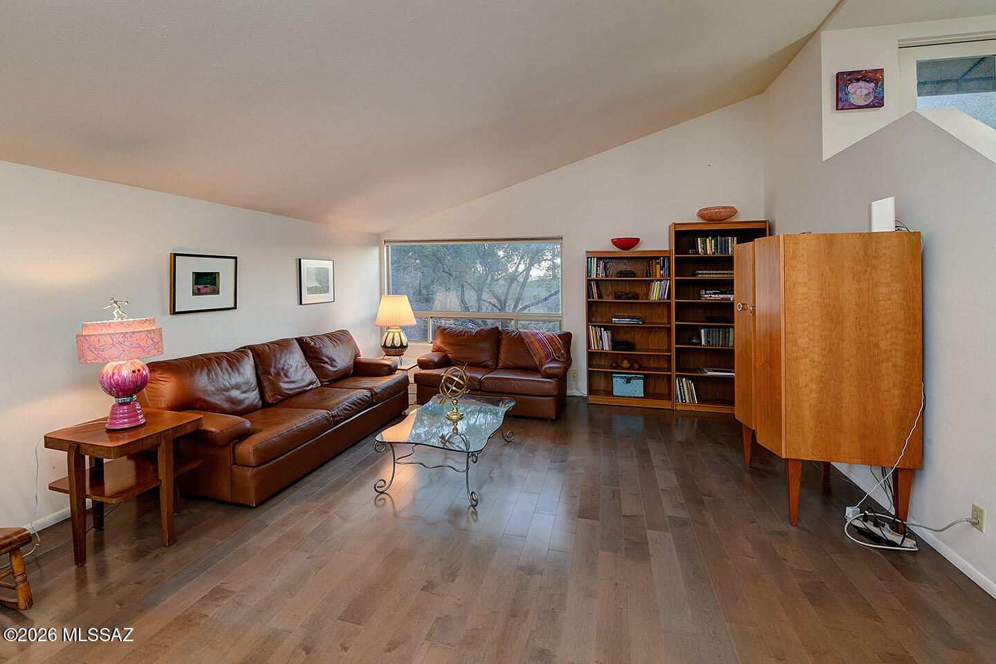 5521 N Paseo Ventoso