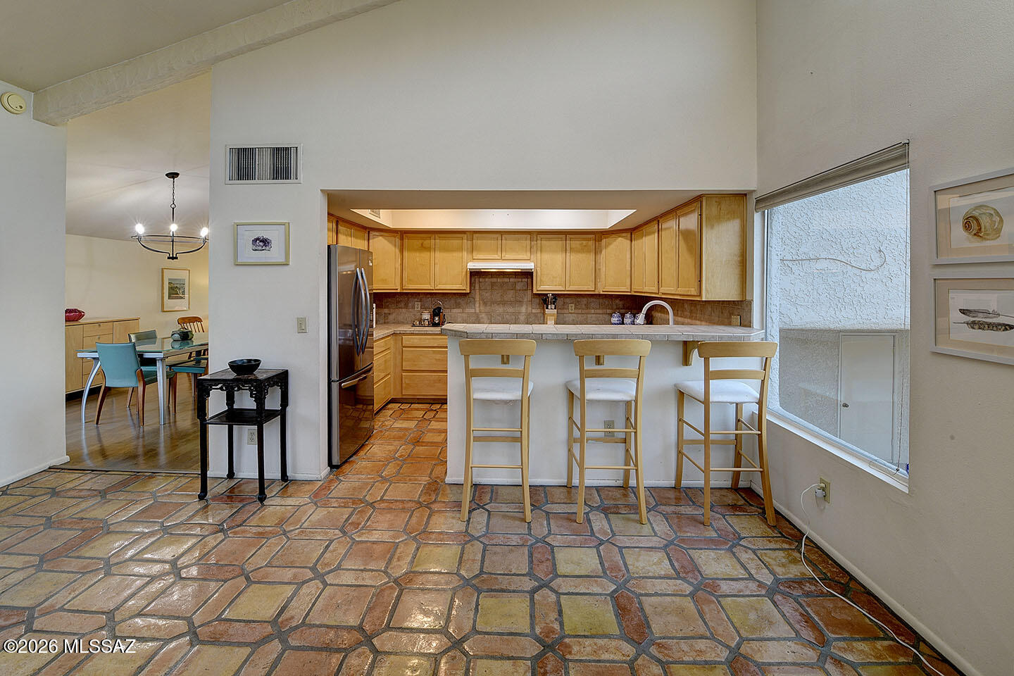 5521 N Paseo Ventoso
