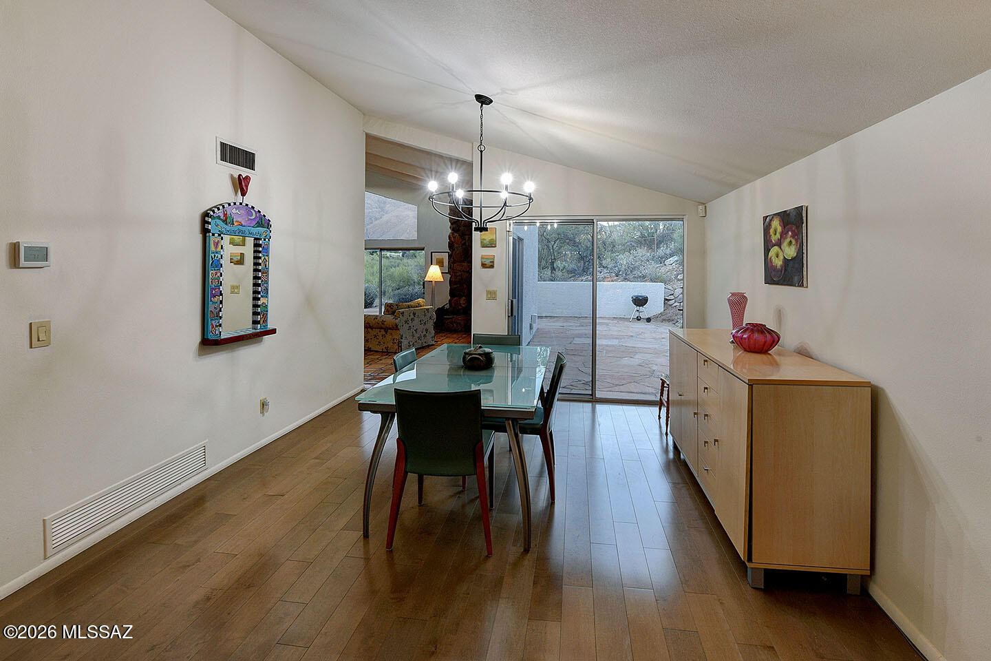 5521 N Paseo Ventoso