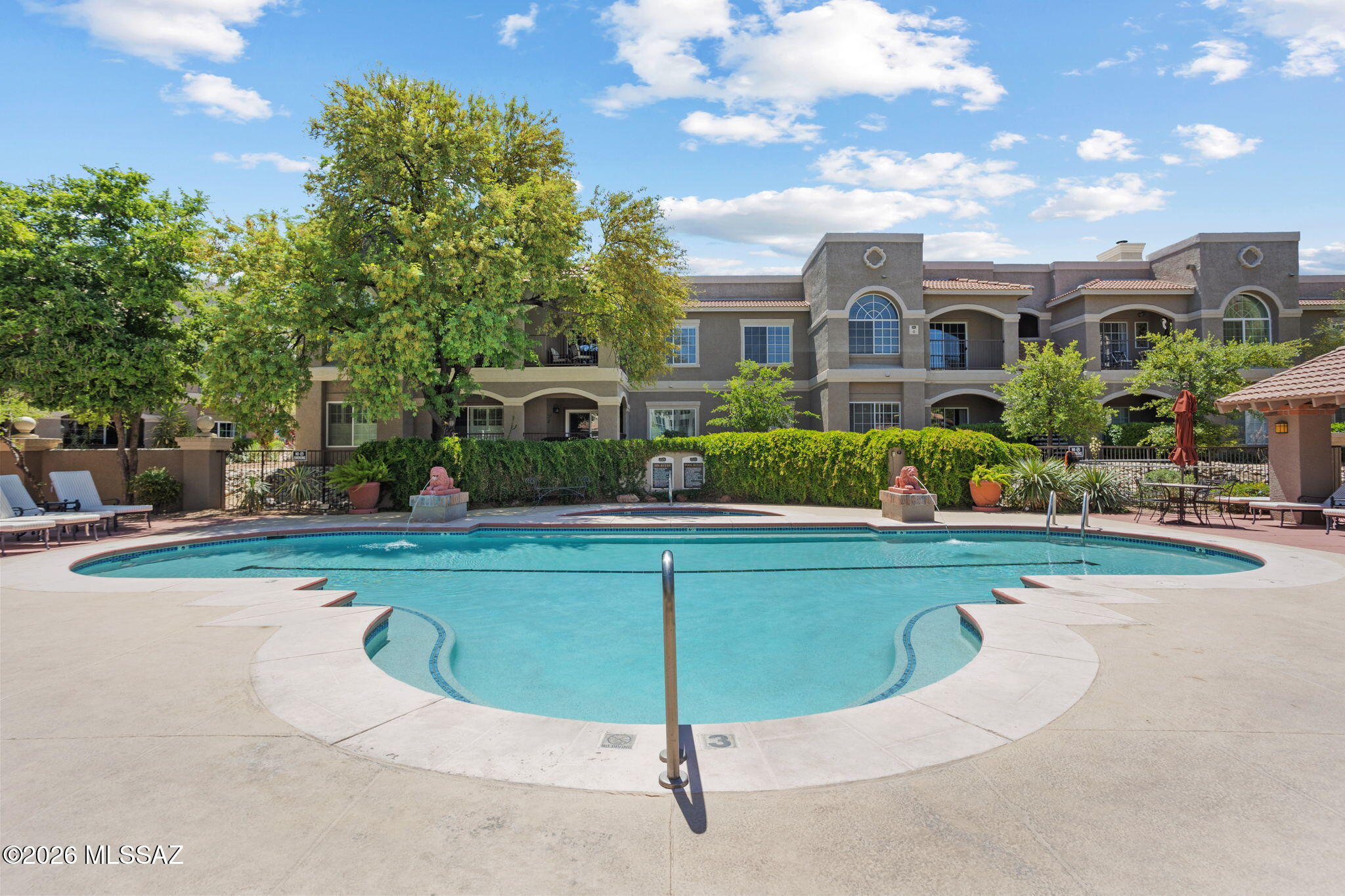 1500 E Pusch Wilderness Drive 13101