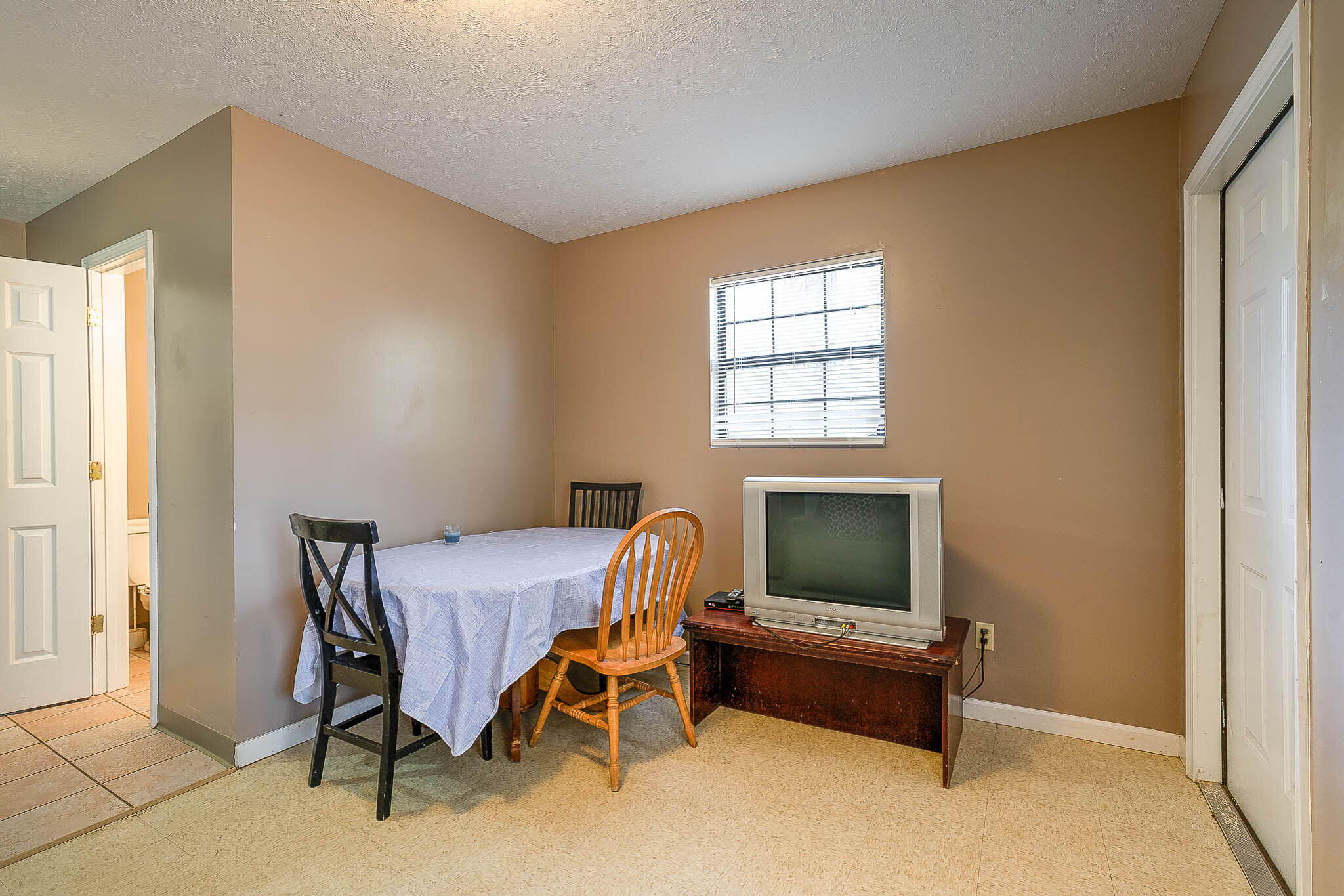 23 Pine Hill Dr.