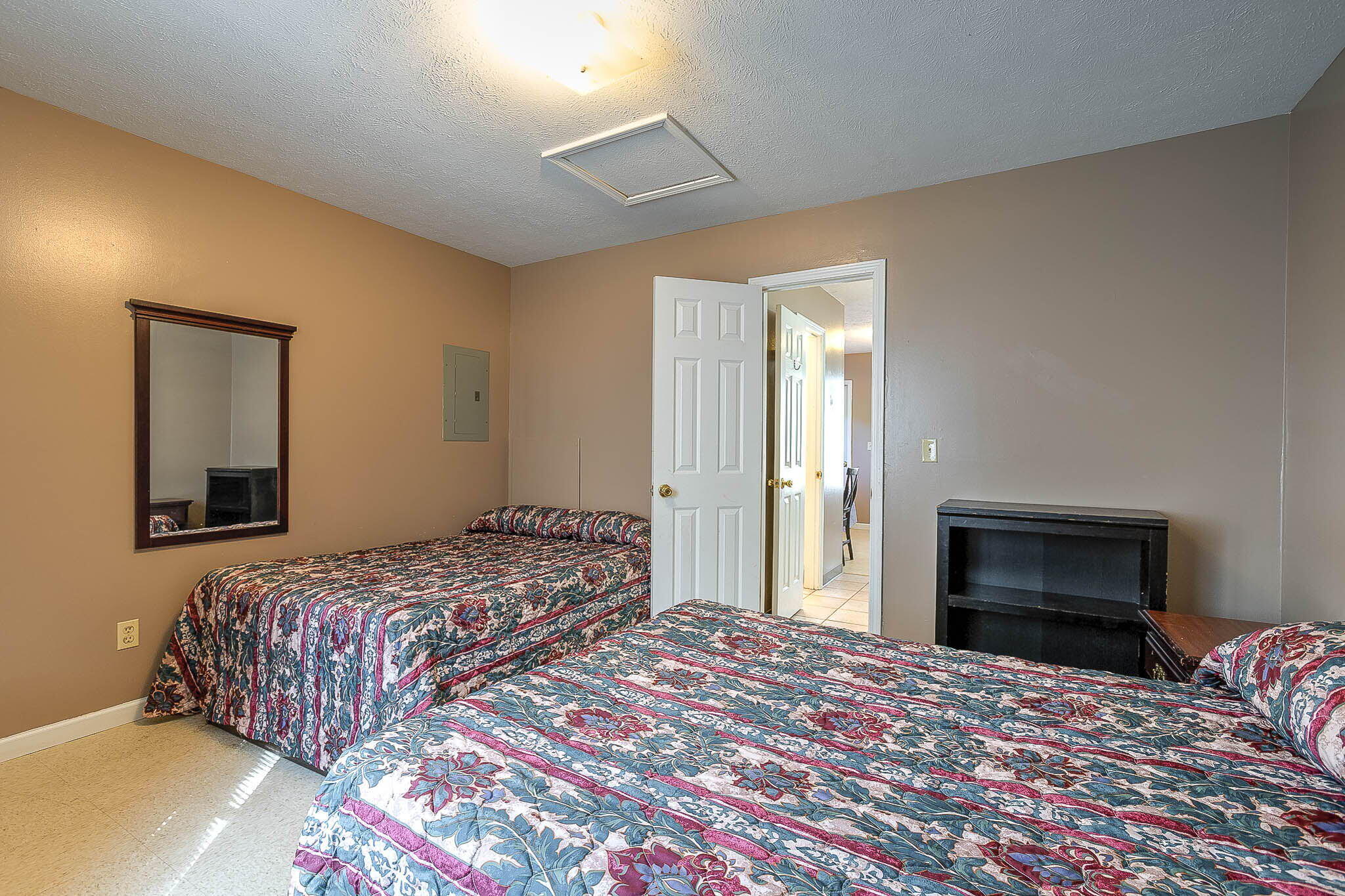 23 Pine Hill Dr.