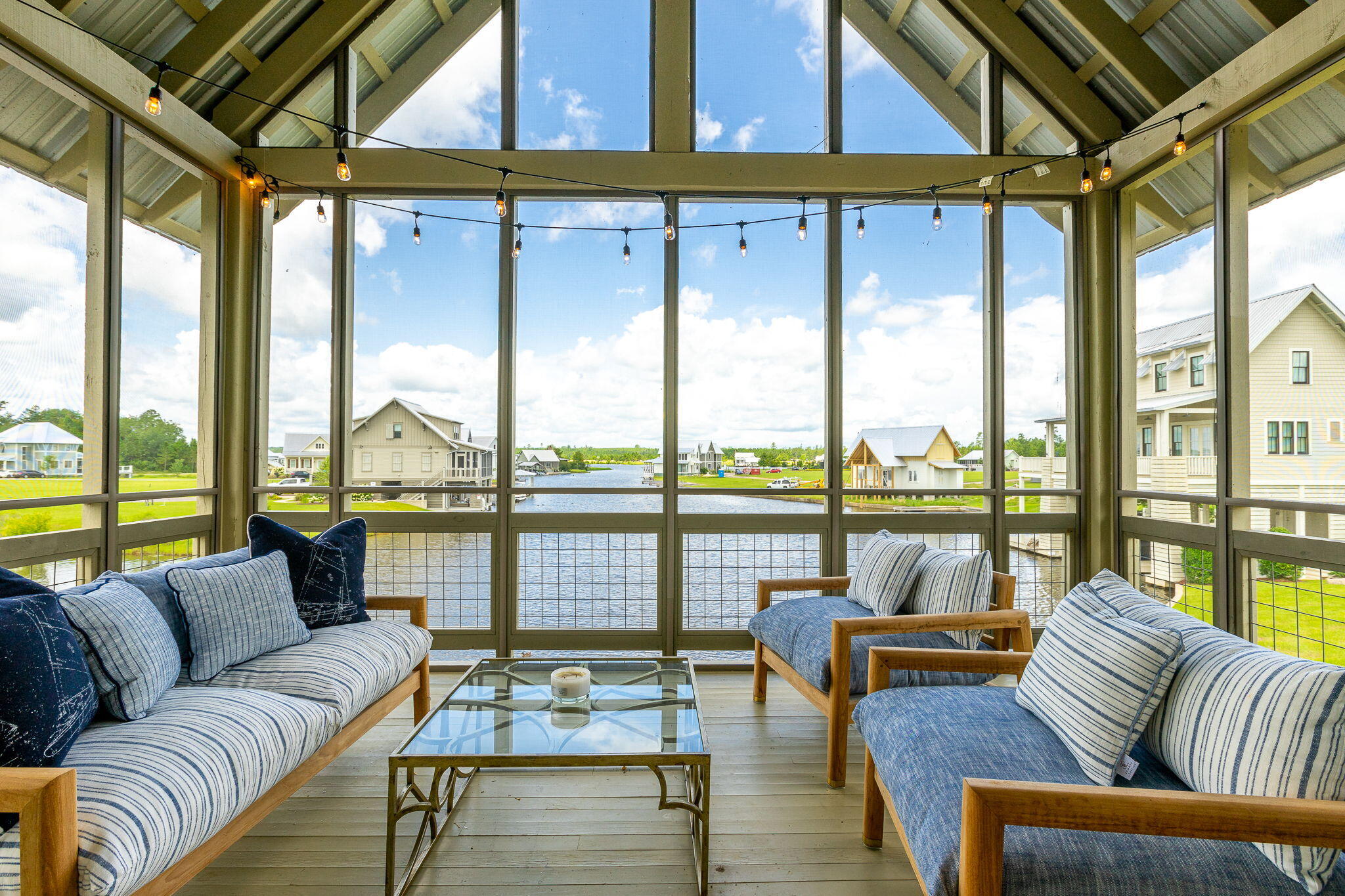 37 Pier Point
