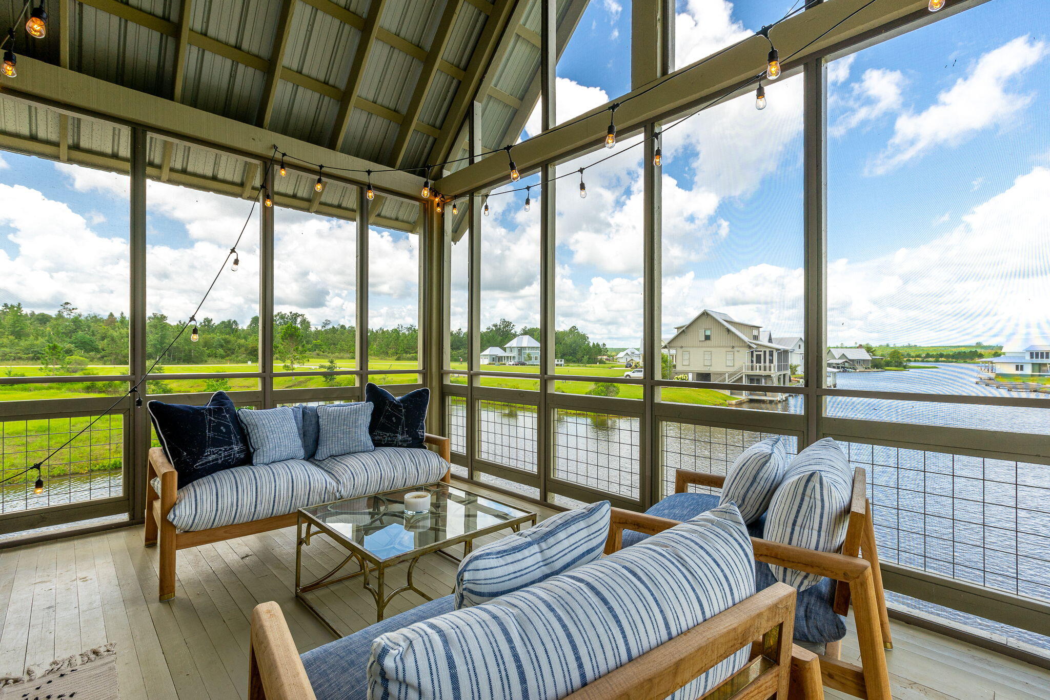 37 Pier Point