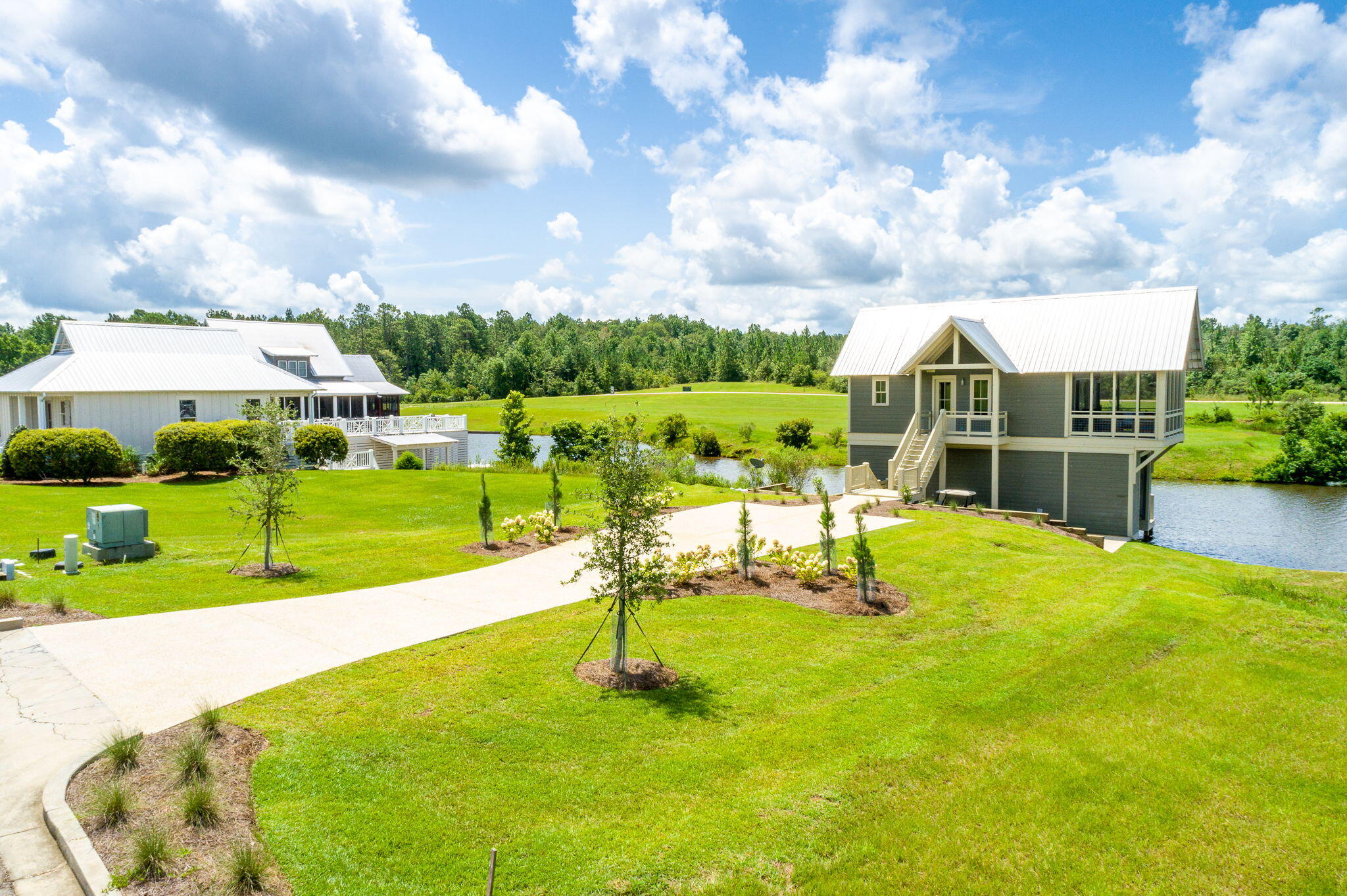 37 Pier Point
