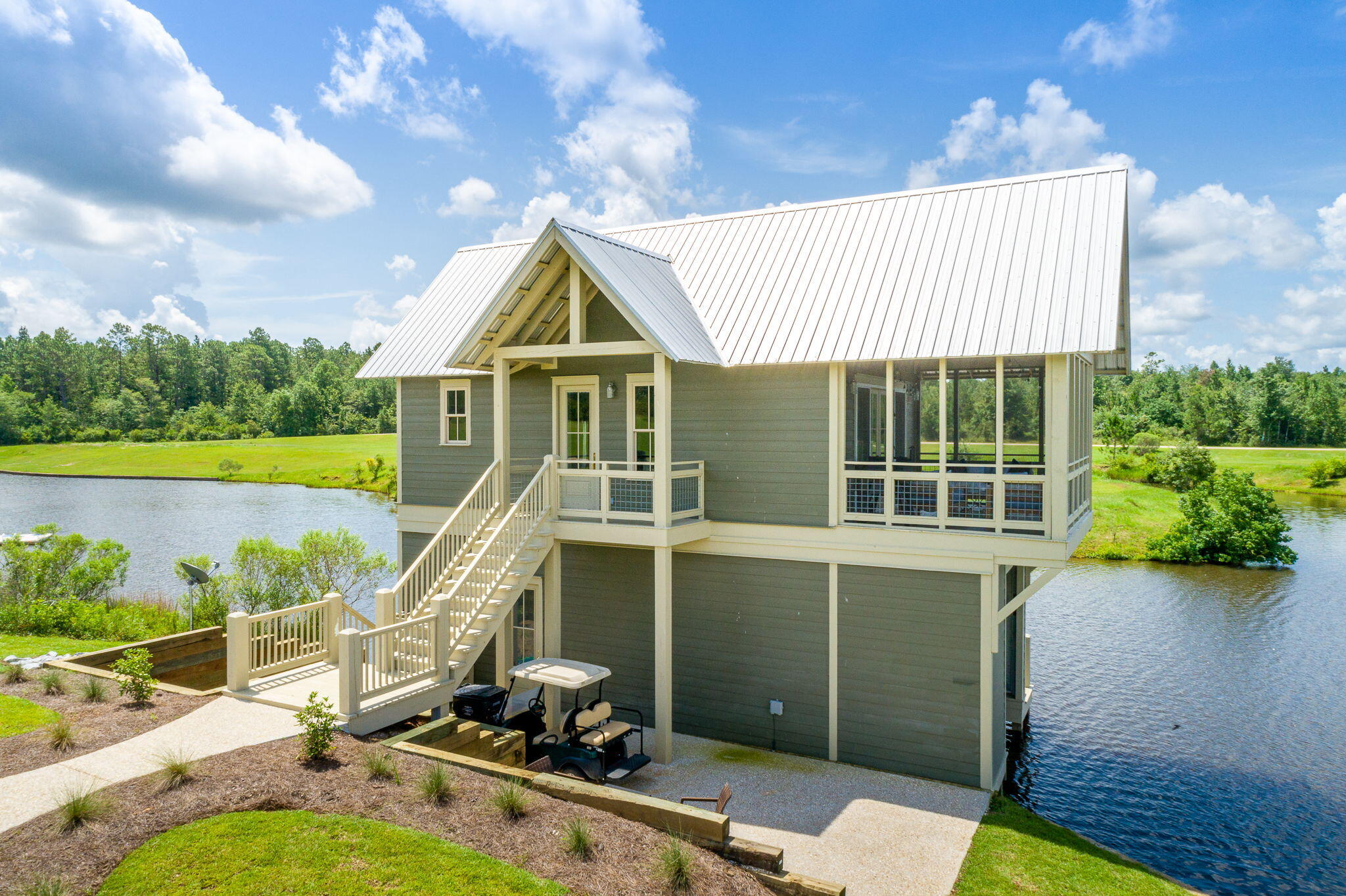 37 Pier Point