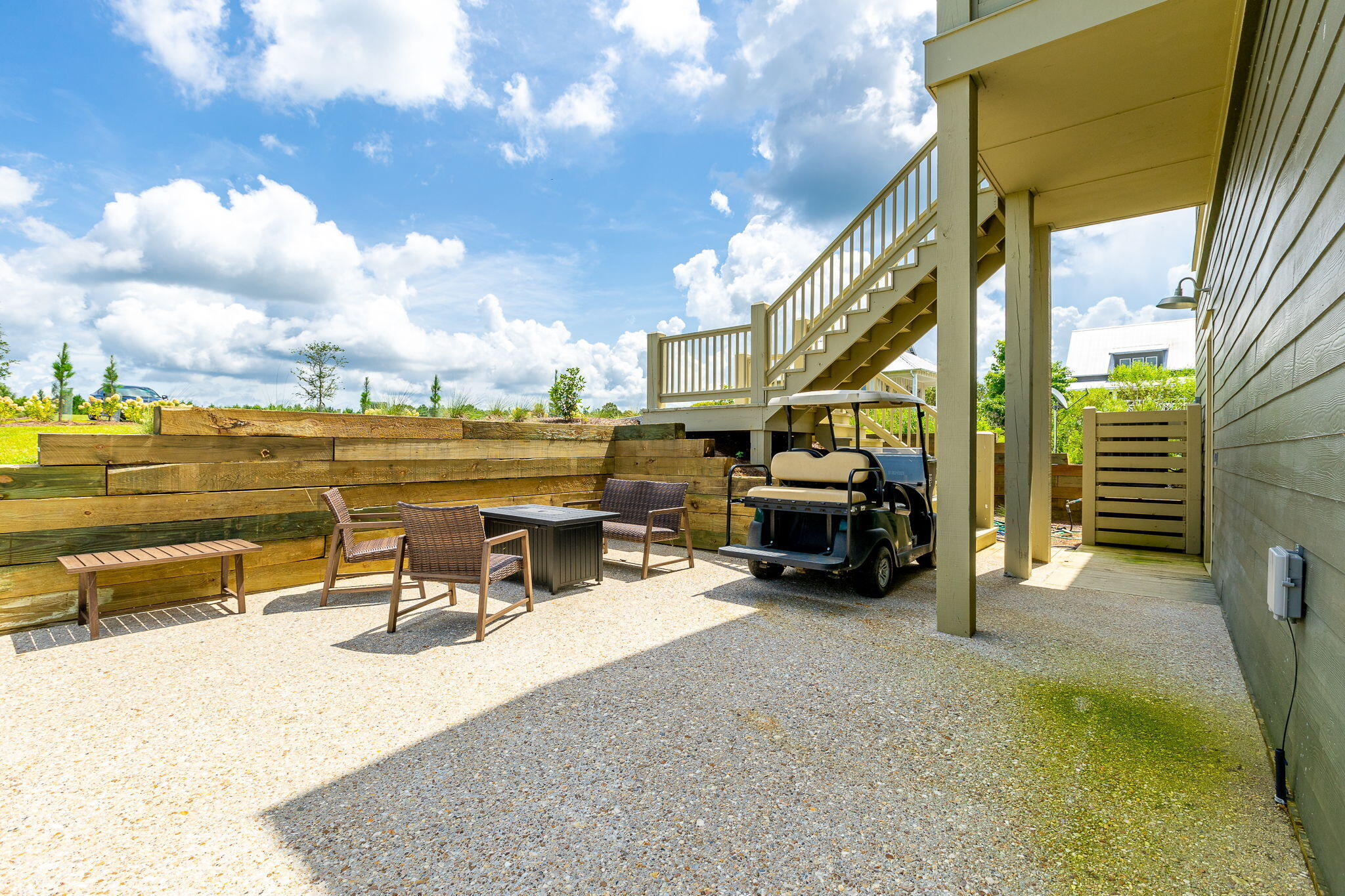 37 Pier Point