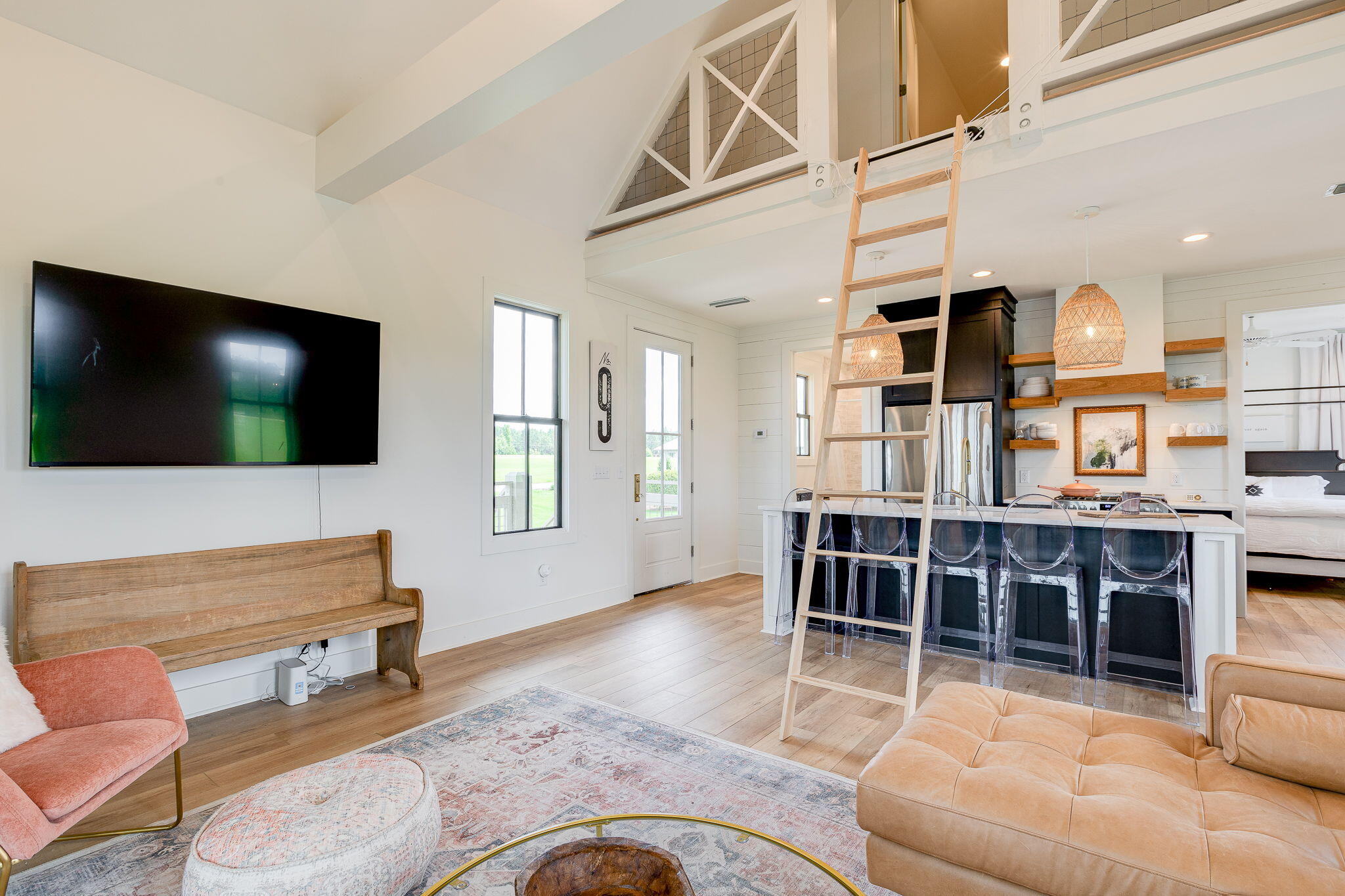 37 Pier Point