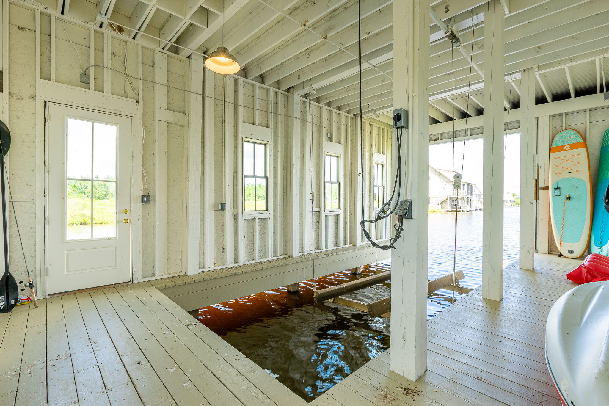 37 Pier Point