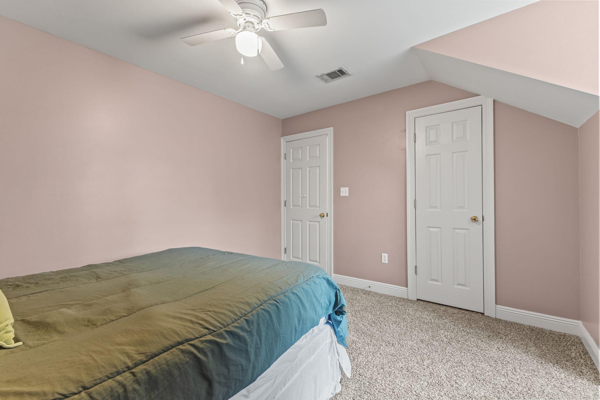 12 Summertree Pl