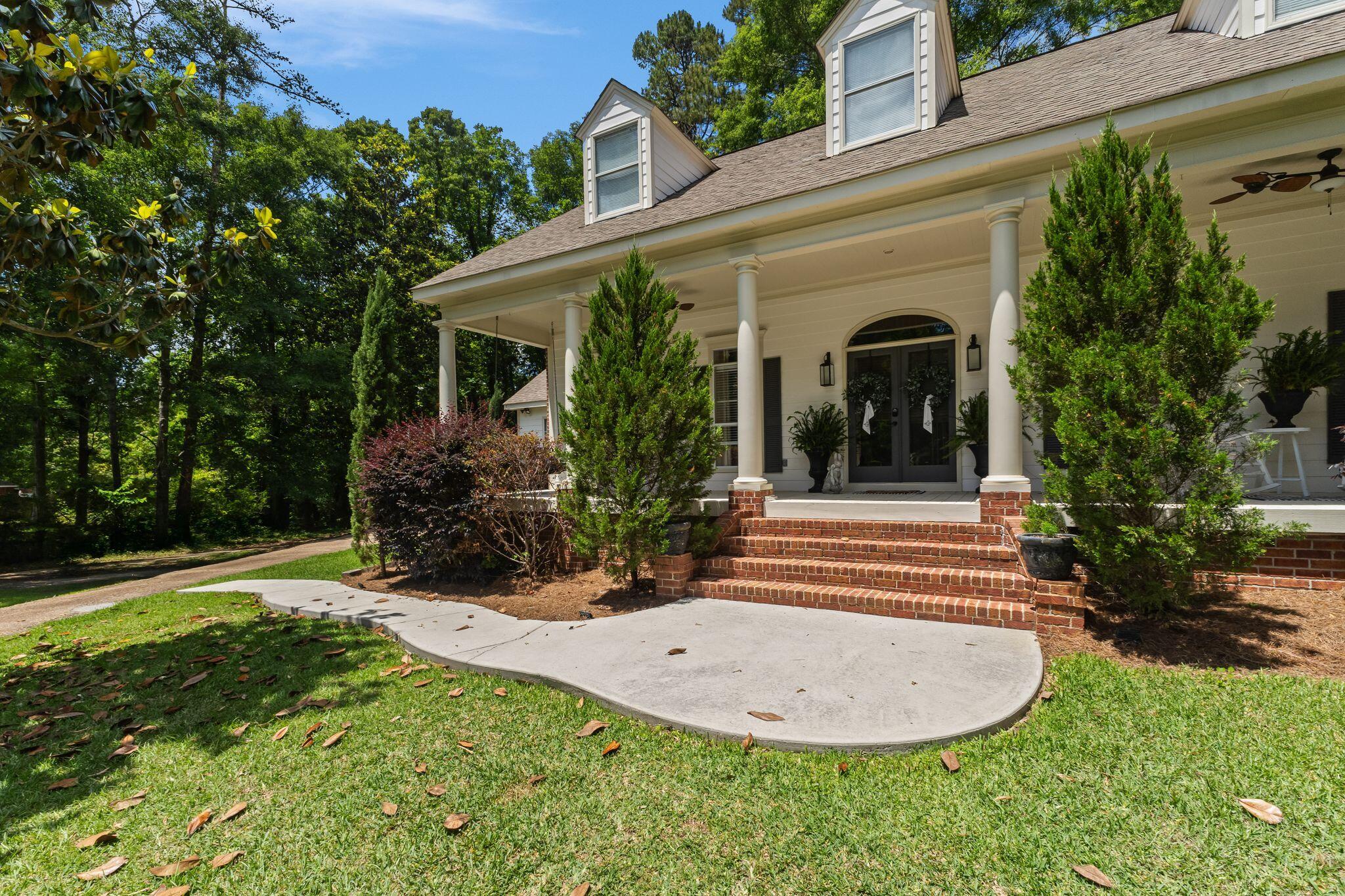 12 Summertree Pl