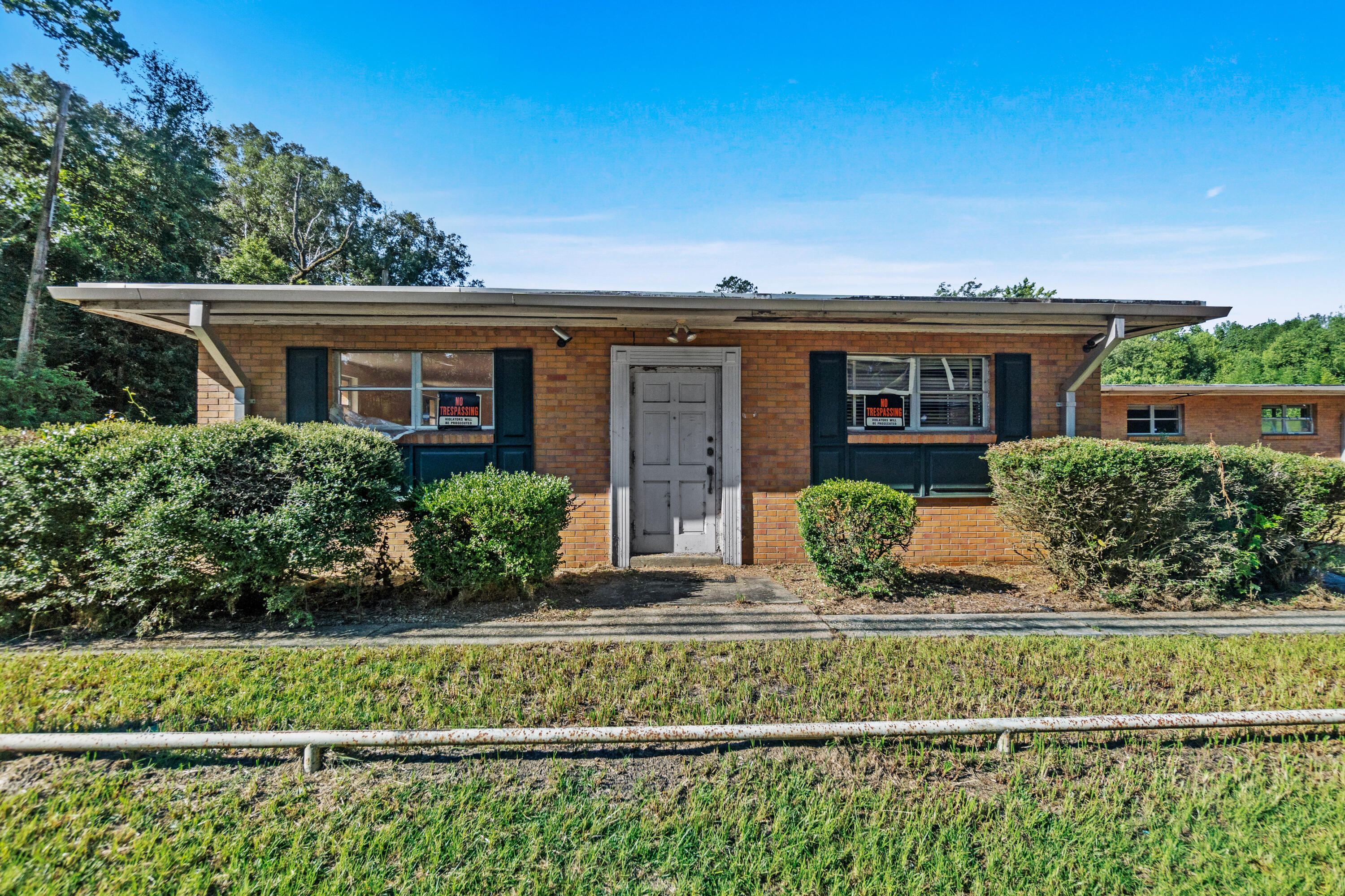 1212 Broad St.
