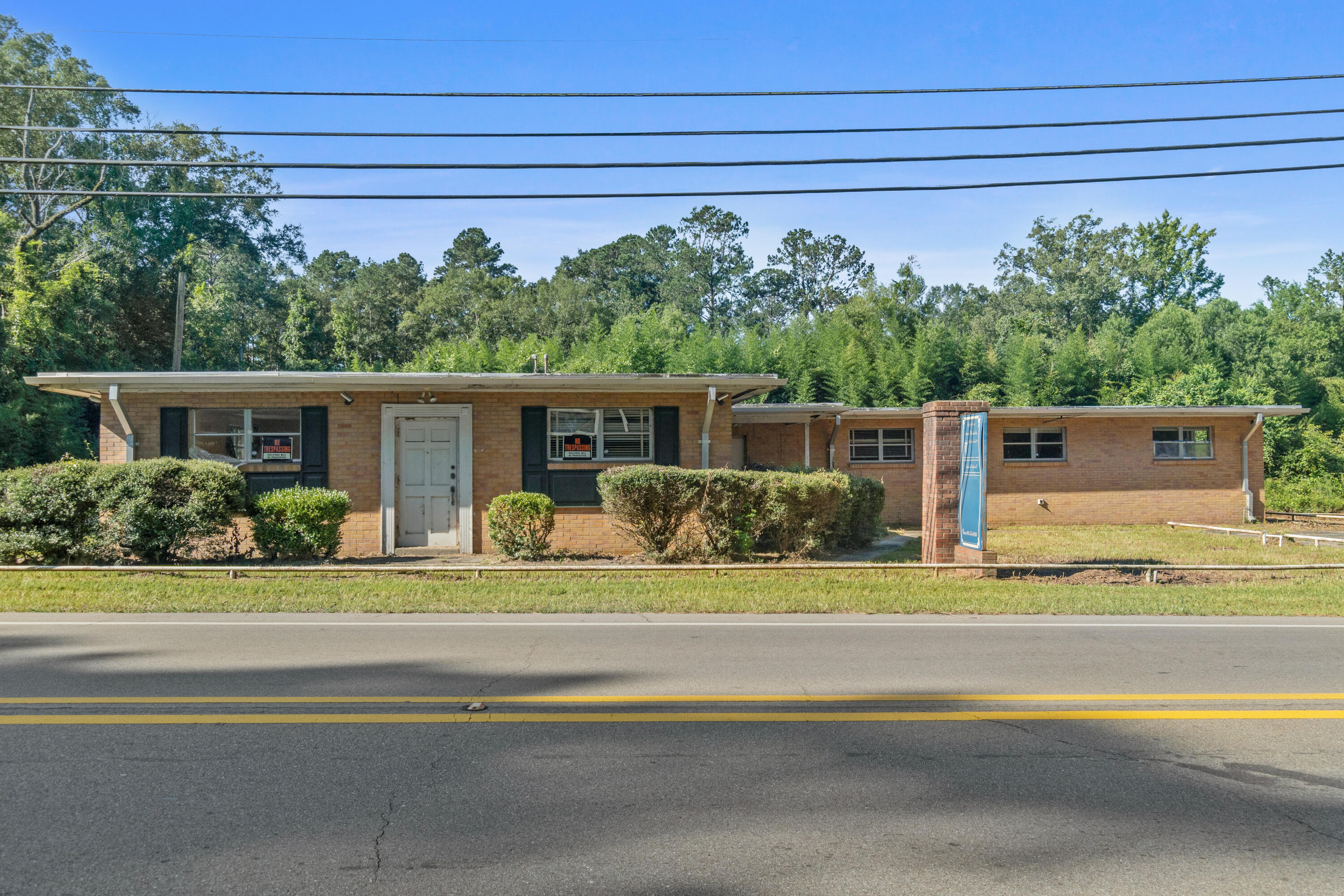 1212 Broad St.