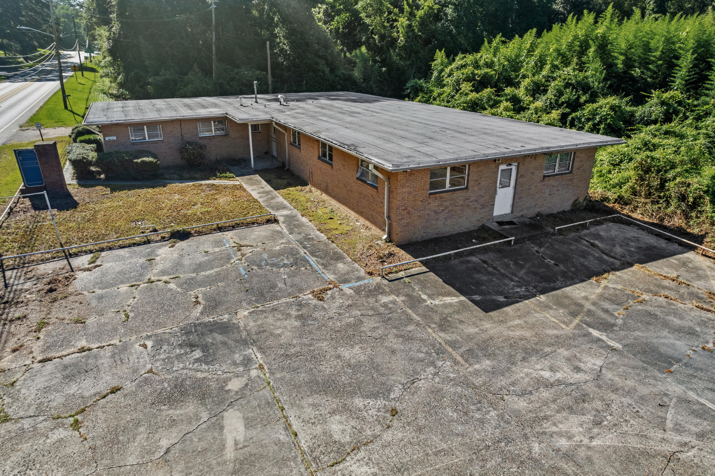 1212 Broad St.
