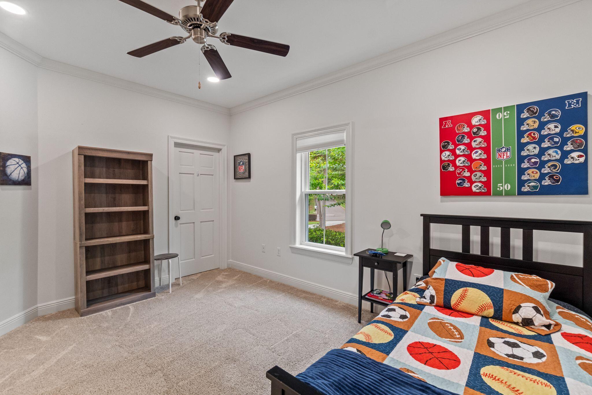 81 Redfern Trail