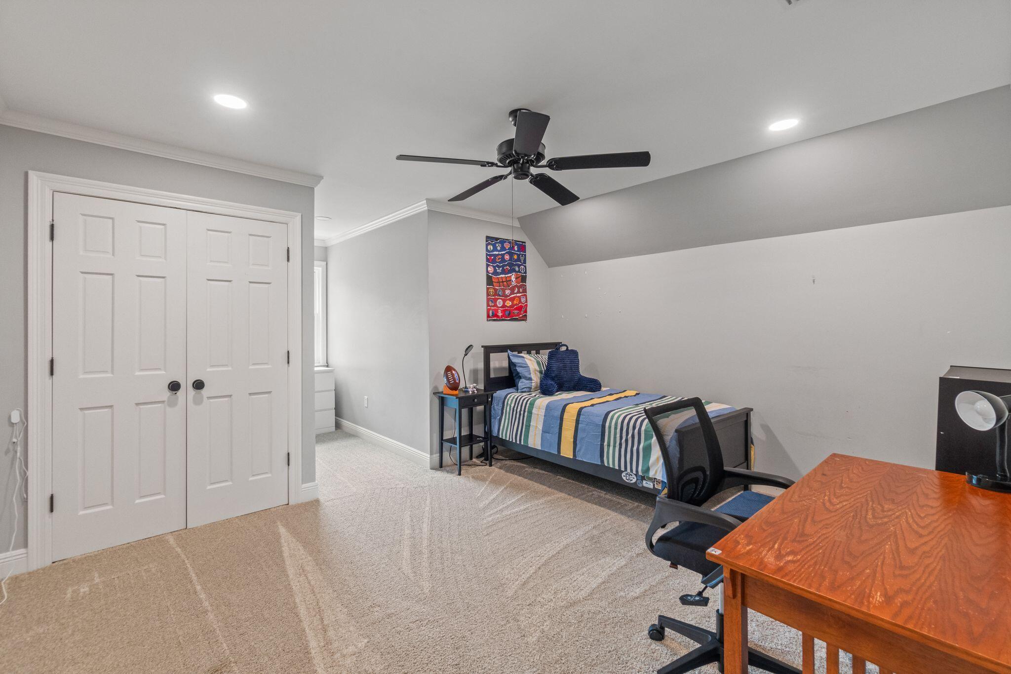81 Redfern Trail