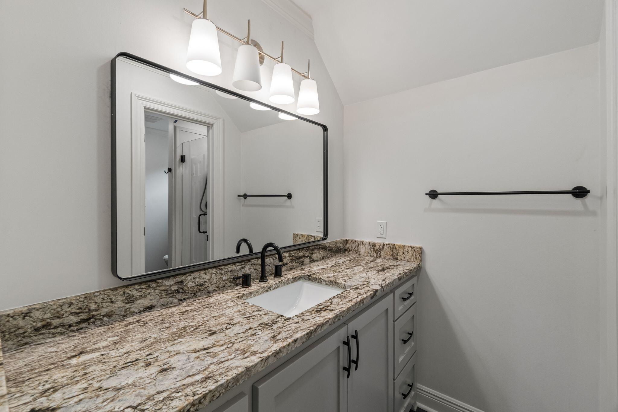 81 Redfern Trail