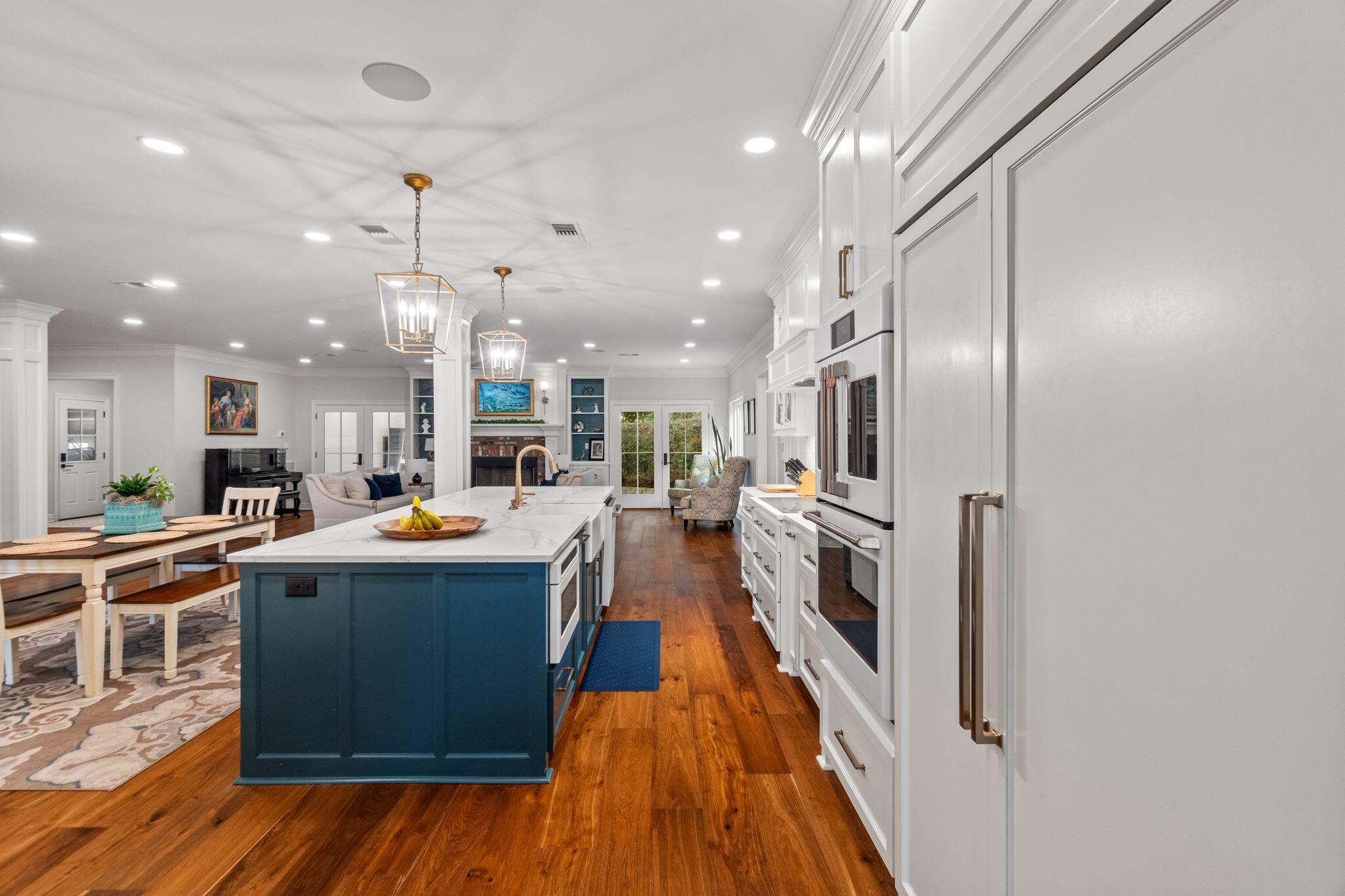 81 Redfern Trail