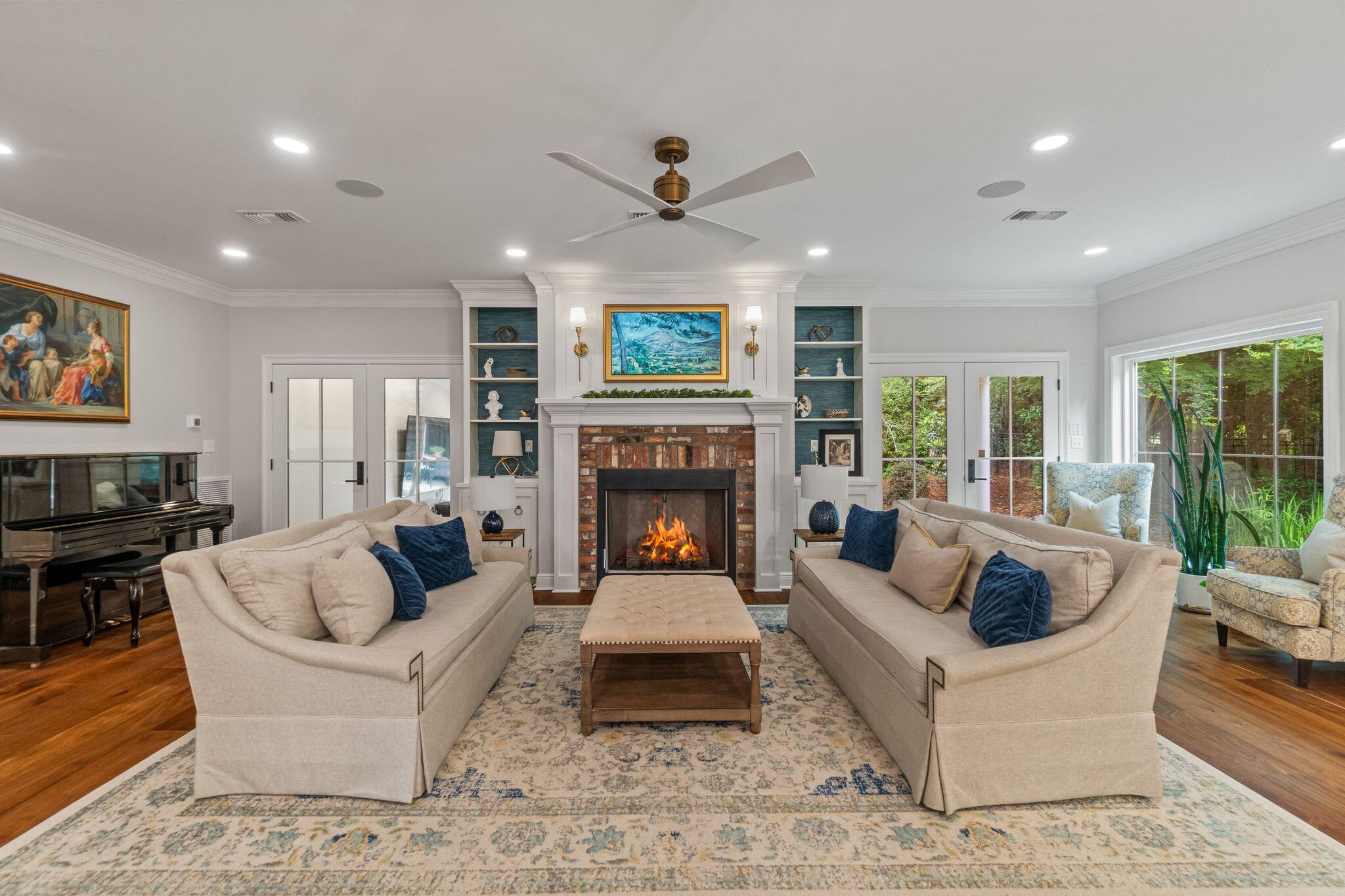 81 Redfern Trail