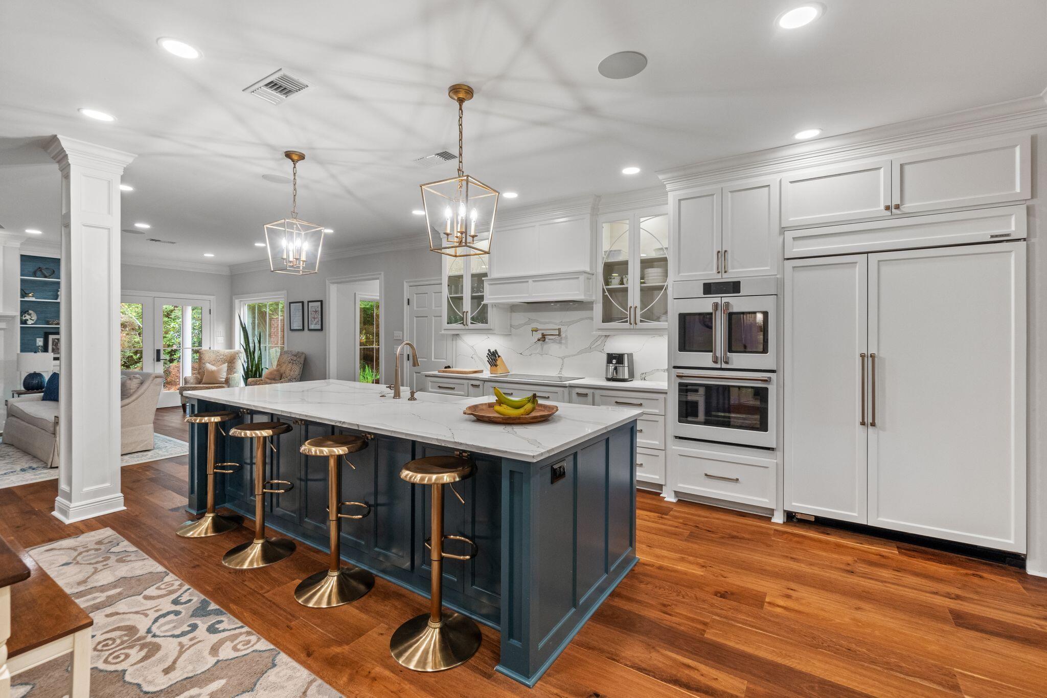 81 Redfern Trail