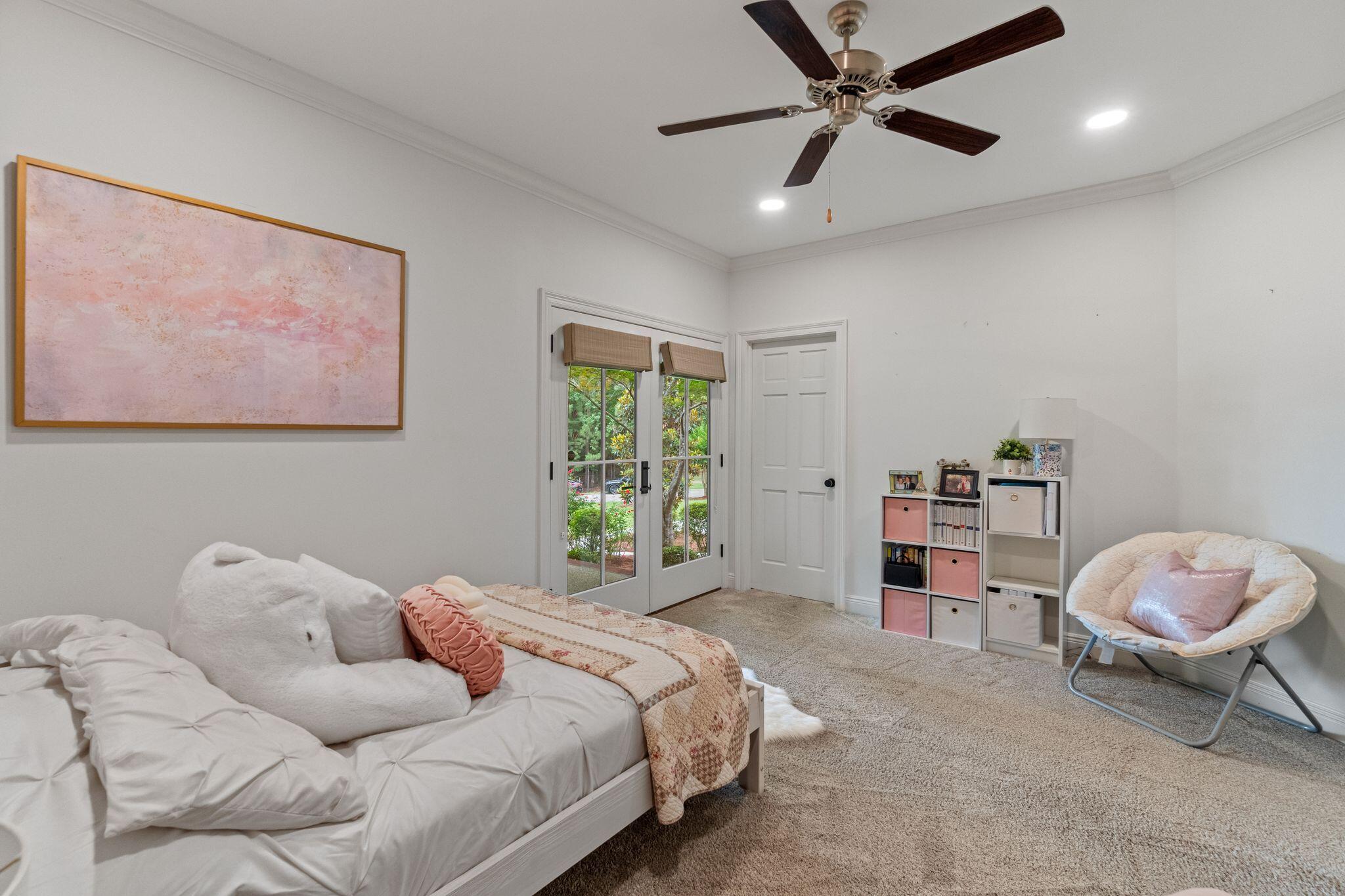 81 Redfern Trail