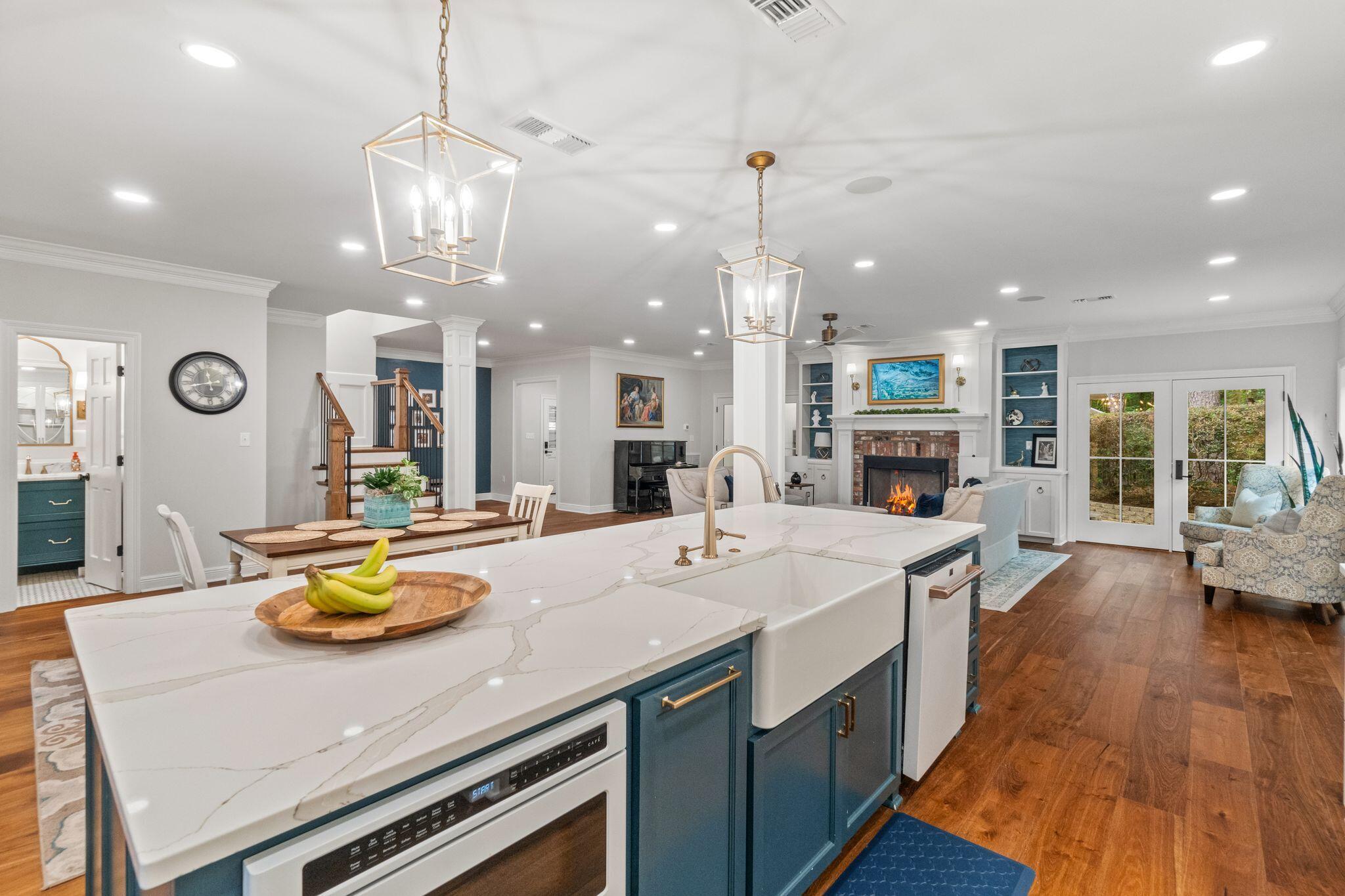 81 Redfern Trail