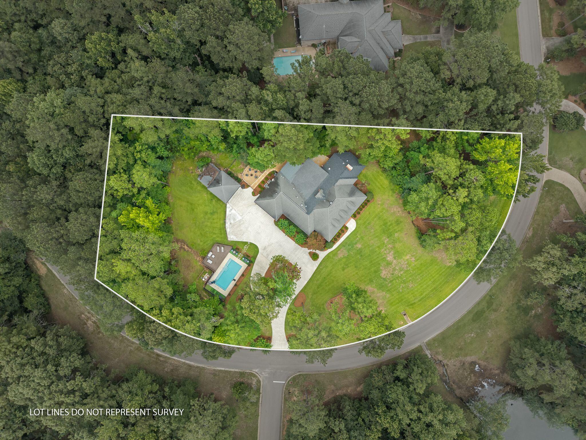 81 Redfern Trail