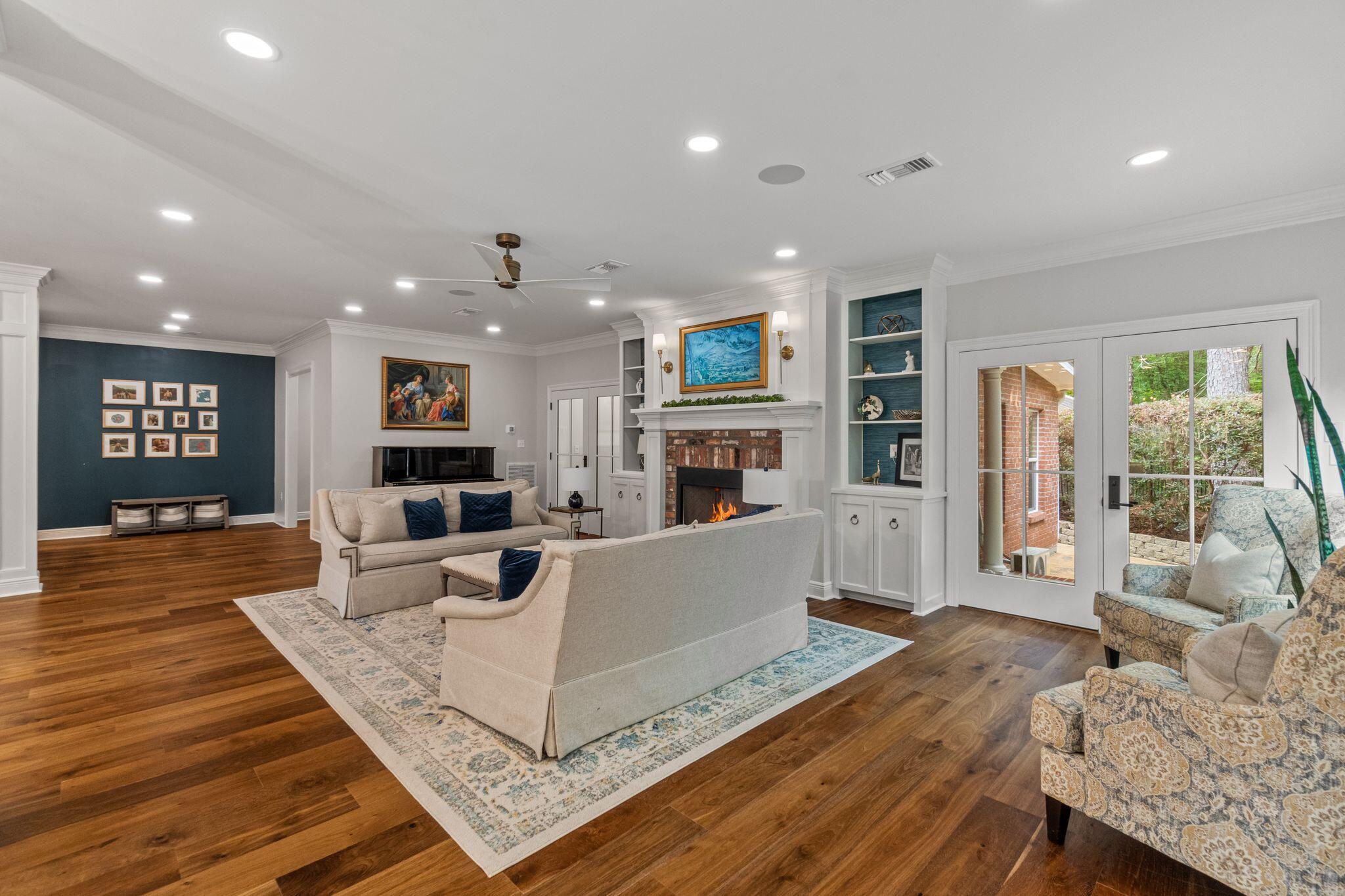 81 Redfern Trail