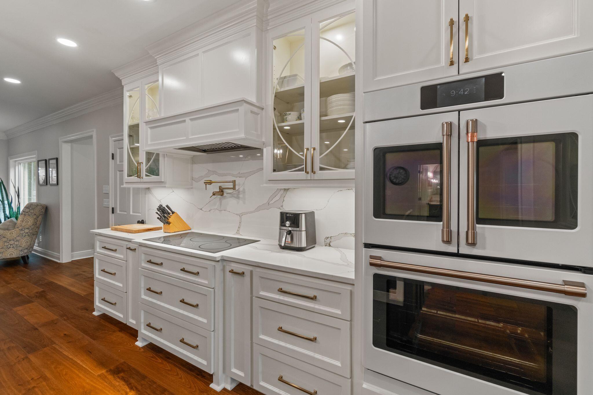 81 Redfern Trail