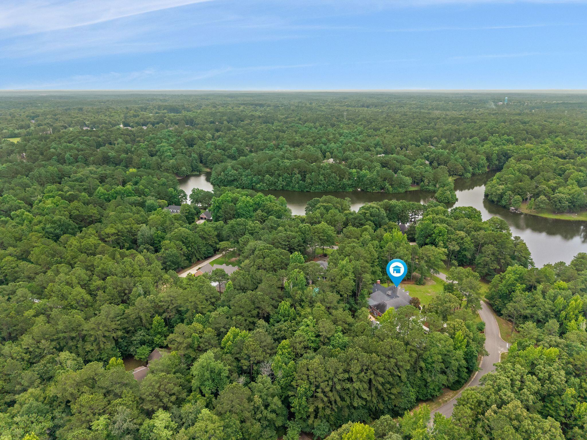 81 Redfern Trail