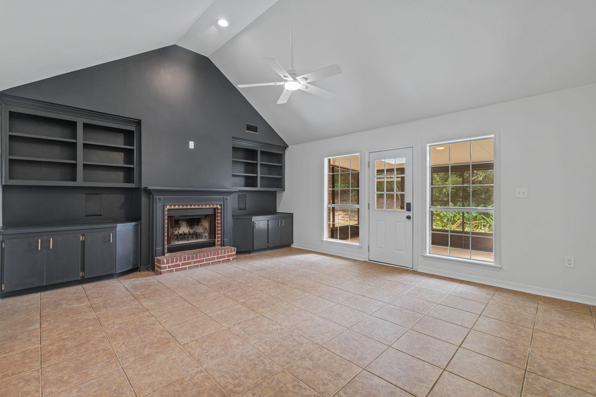 35 Bedford Forrest Ln.