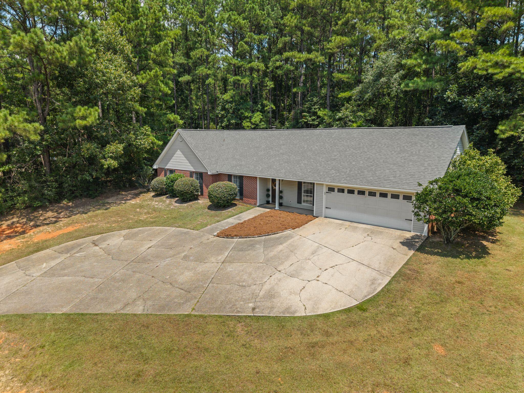 35 Bedford Forrest Ln.