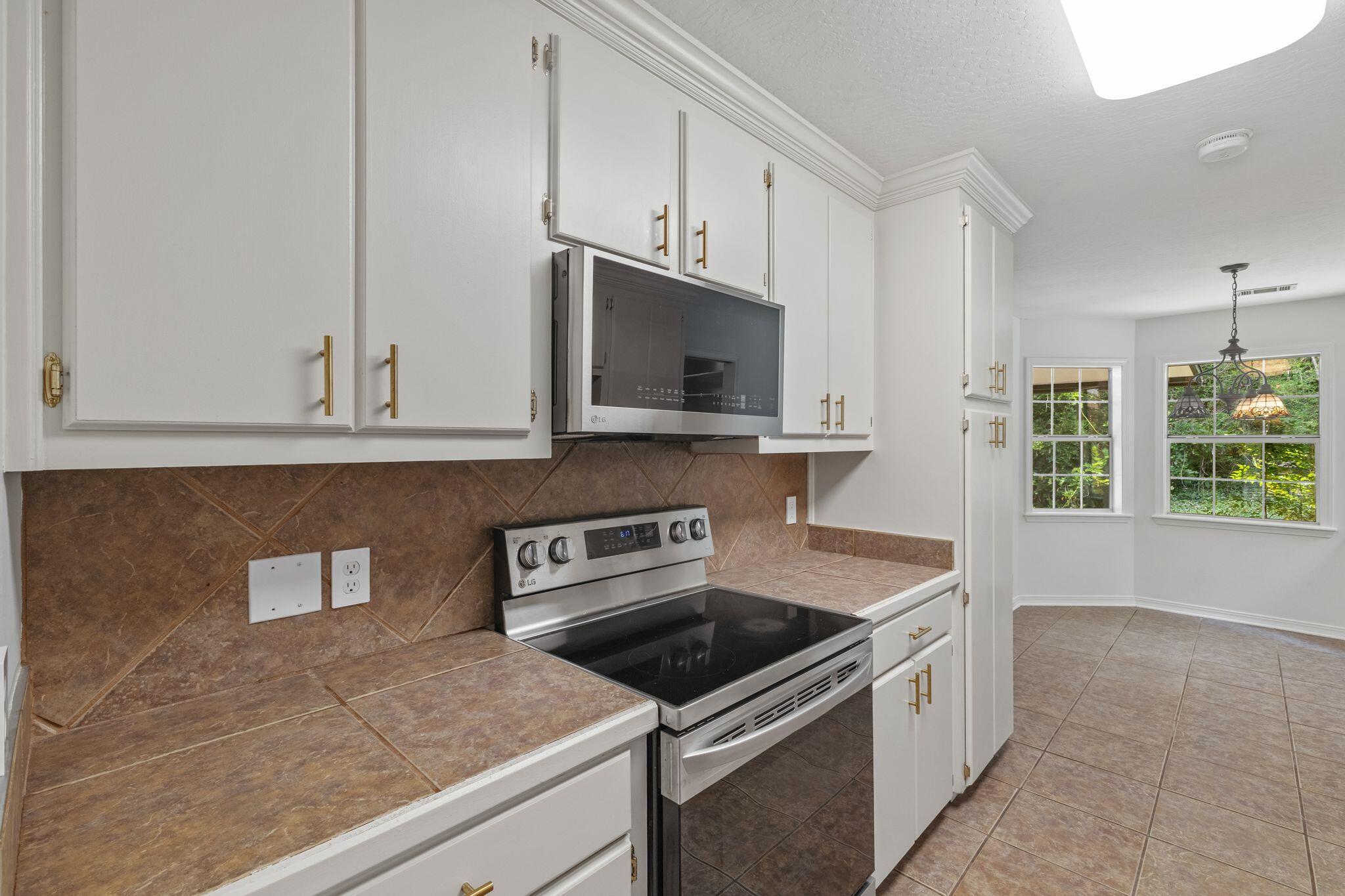 35 Bedford Forrest Ln.