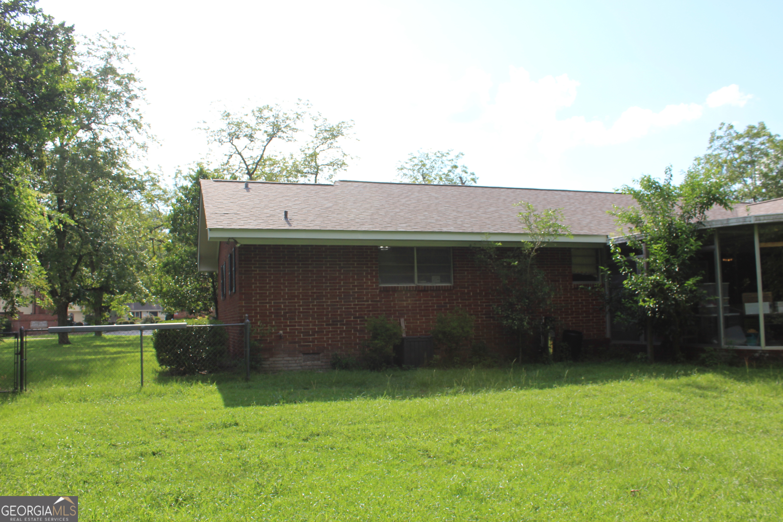 2609 Emmett Drive, Tifton