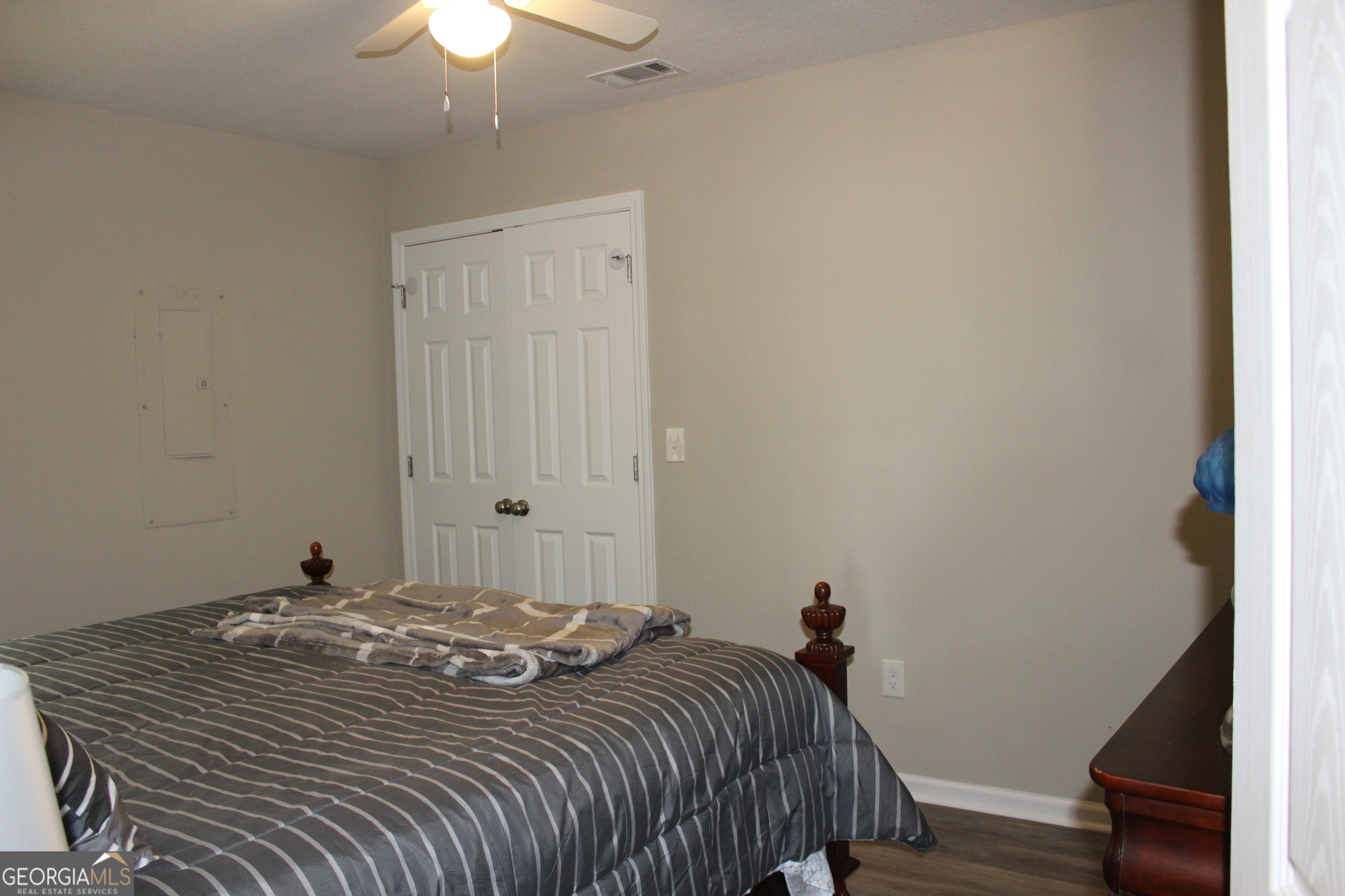 406 Old Brookfield Road E, Tifton