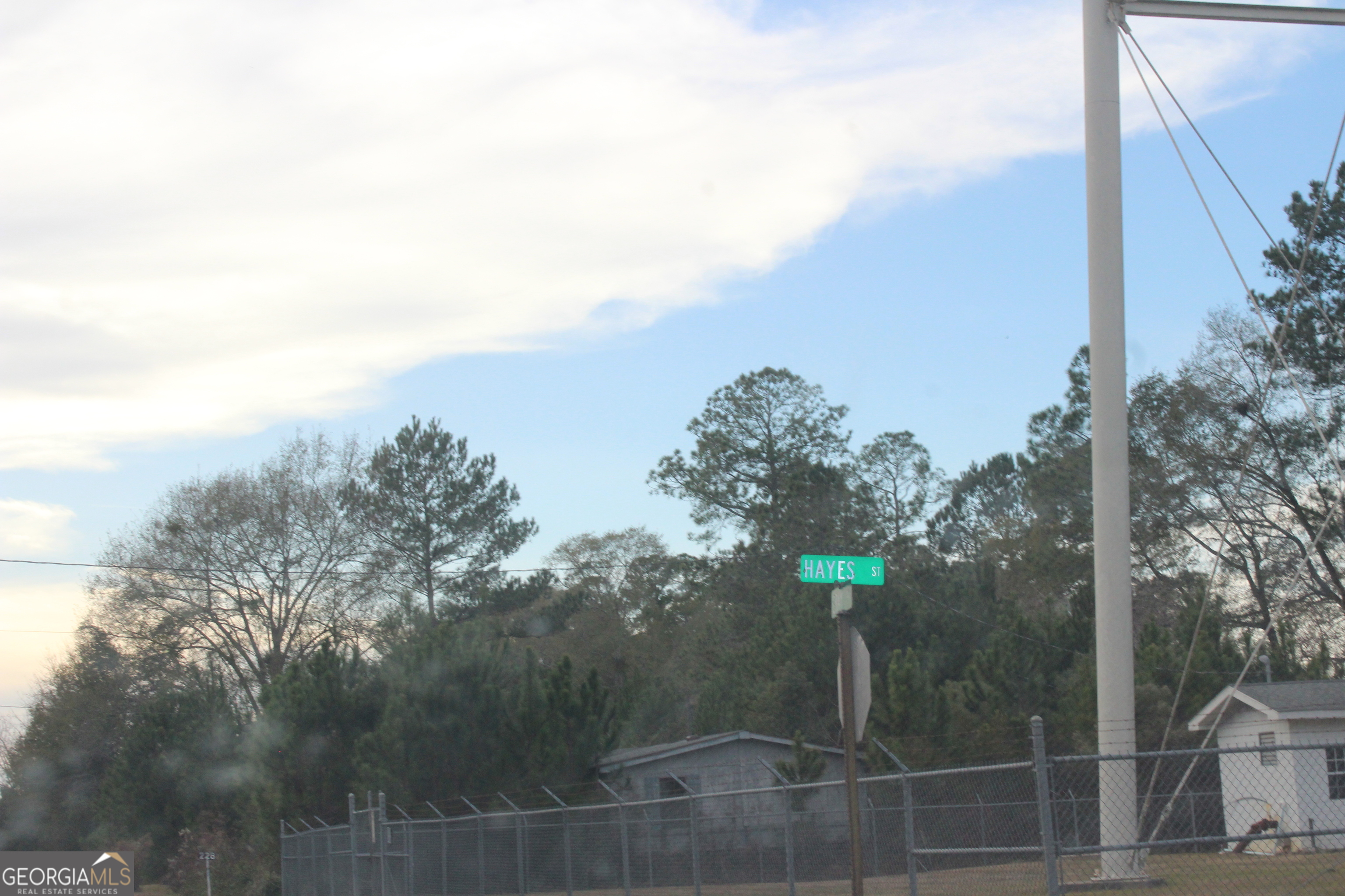 0 Lott St S
