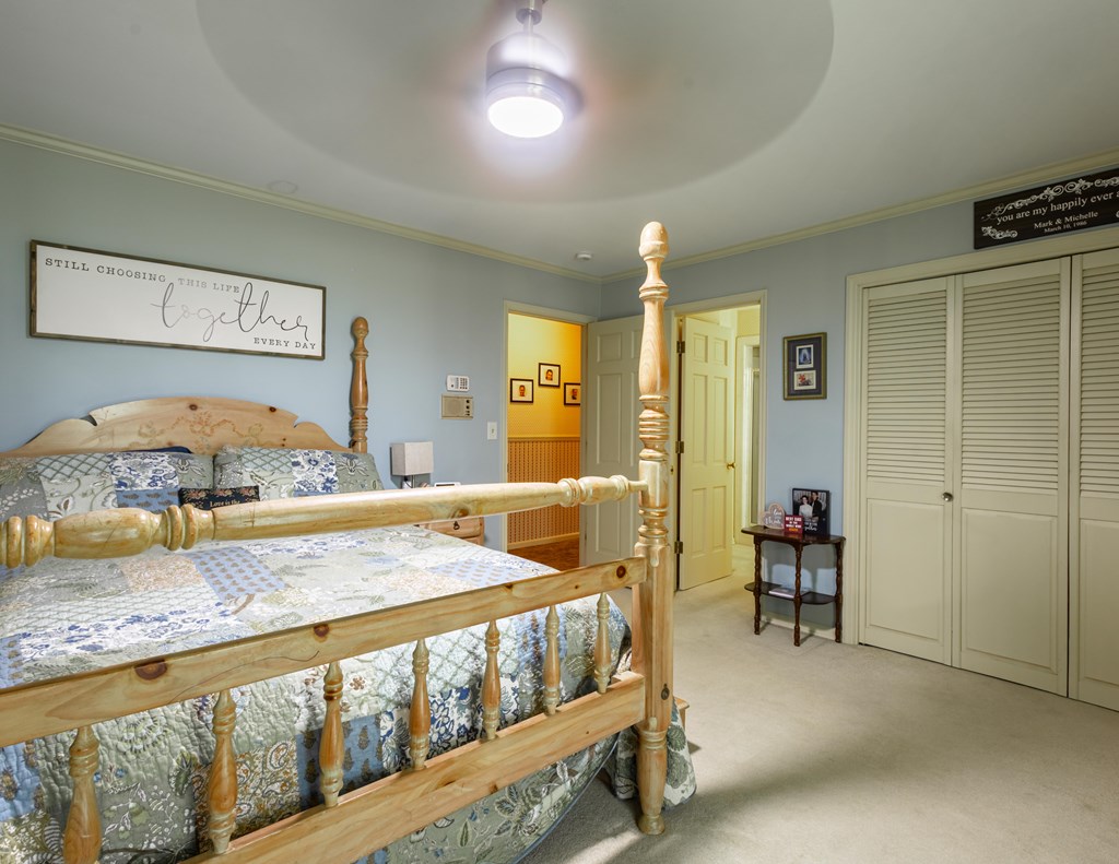 2021 N Emory Drive, Tifton