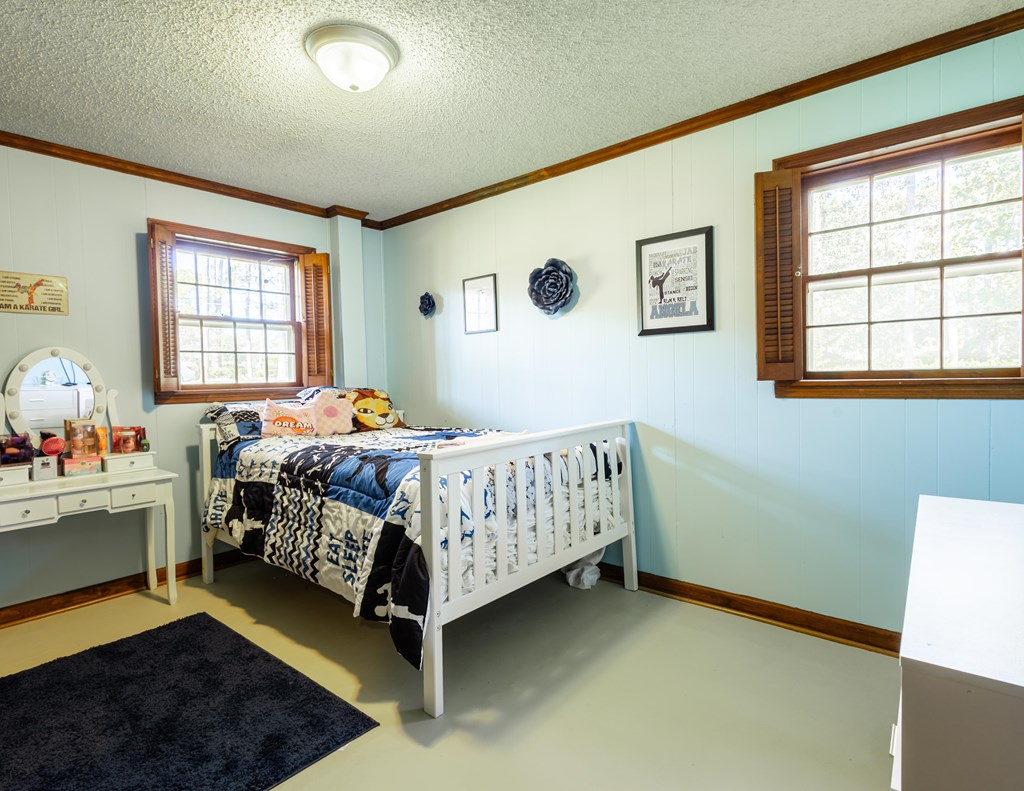 2021 N Emory Drive, Tifton