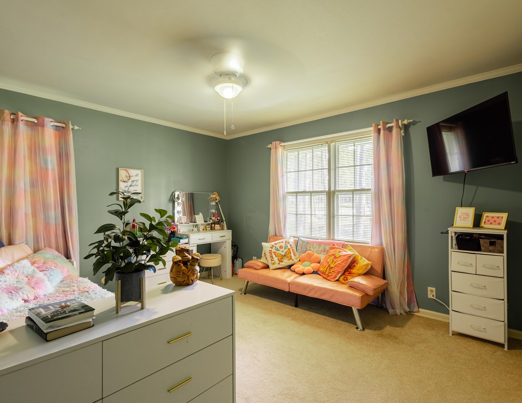 2021 N Emory Drive, Tifton