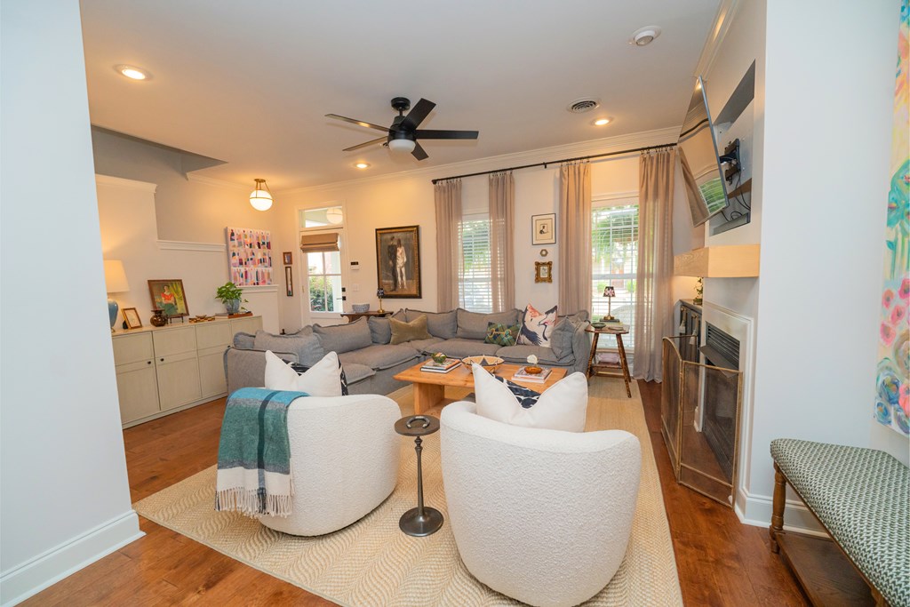 215 Private Road 3049