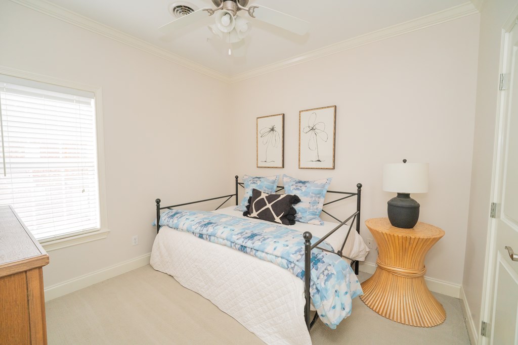 215 Private Road 3049