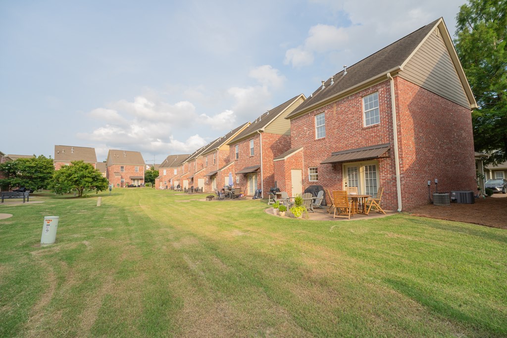 215 Private Road 3049