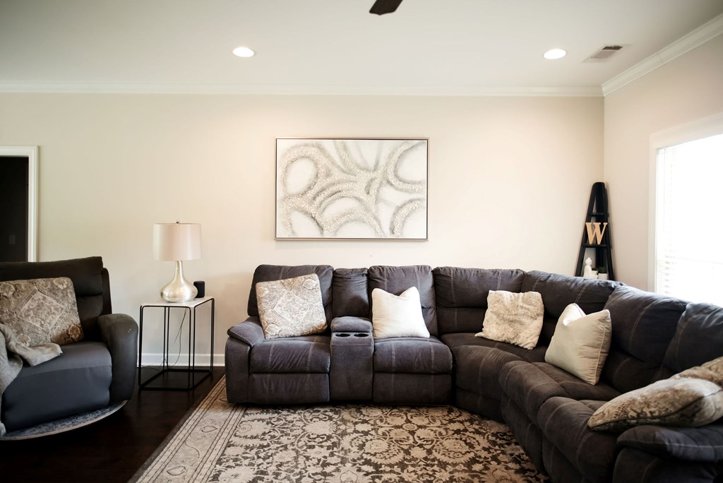 2050 Pebble Creek Loop