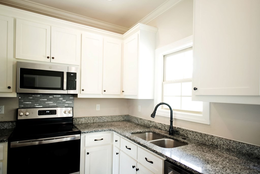 2050 Pebble Creek Loop