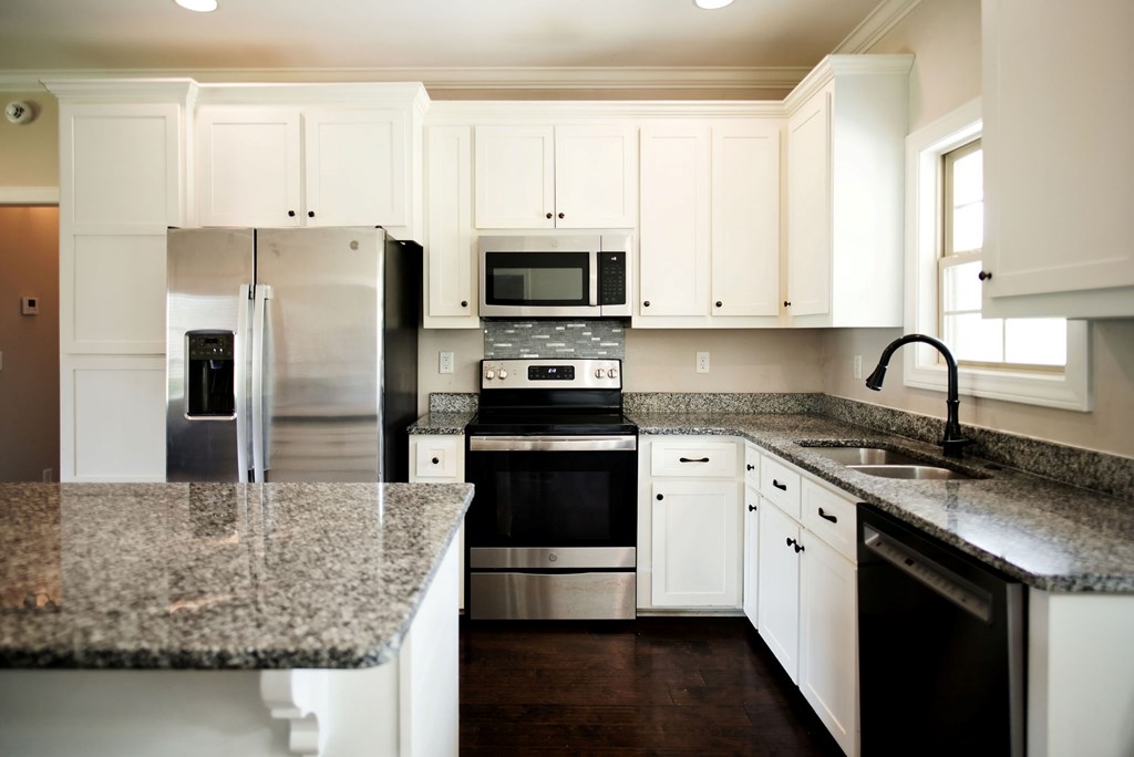 2050 Pebble Creek Loop